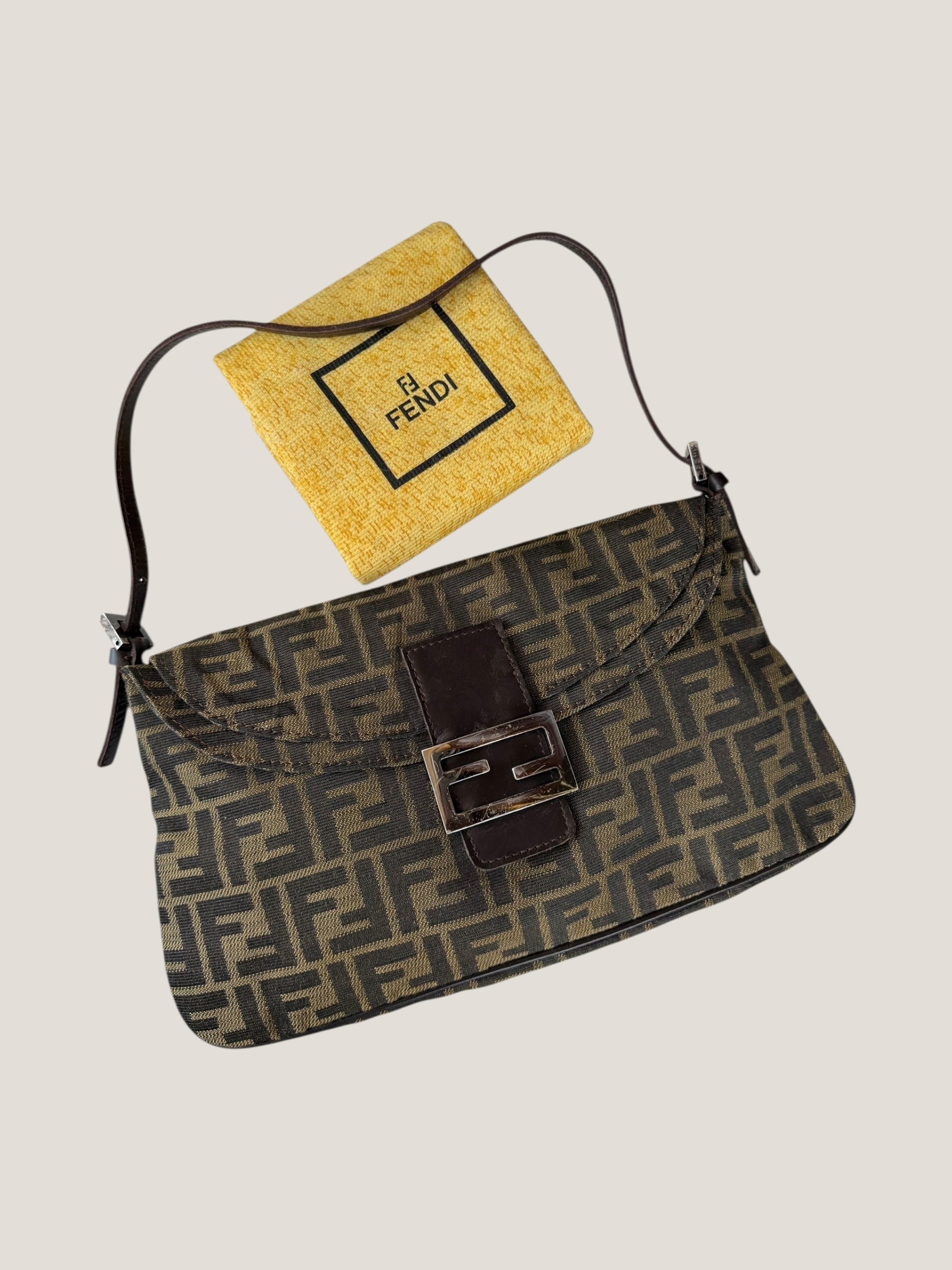 Fendi Baguette in tela Zucca