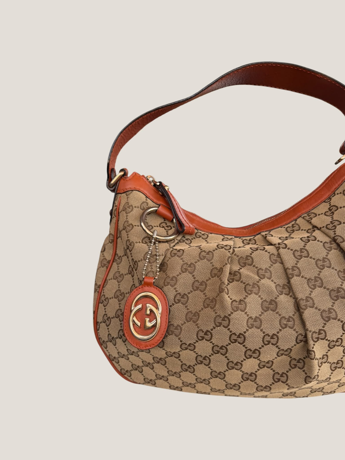 Gucci Sukey Hobo