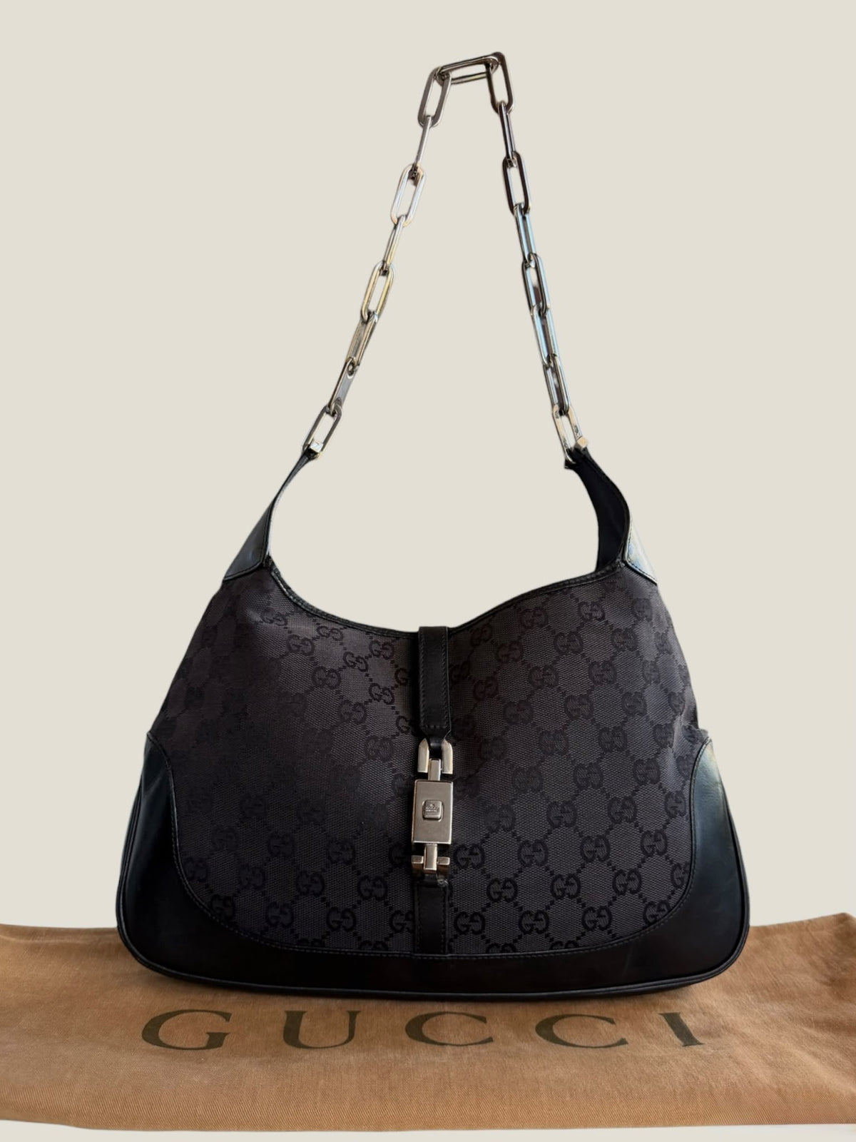 Gucci Jackie GG con Catena