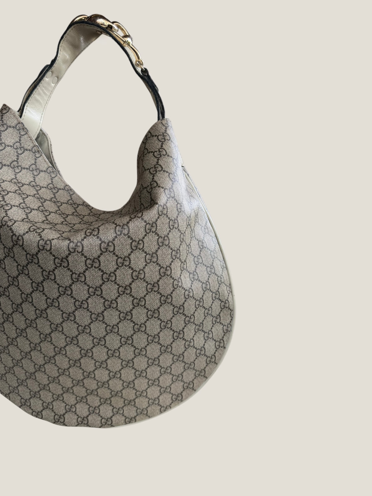 Gucci Hobo GG Supreme