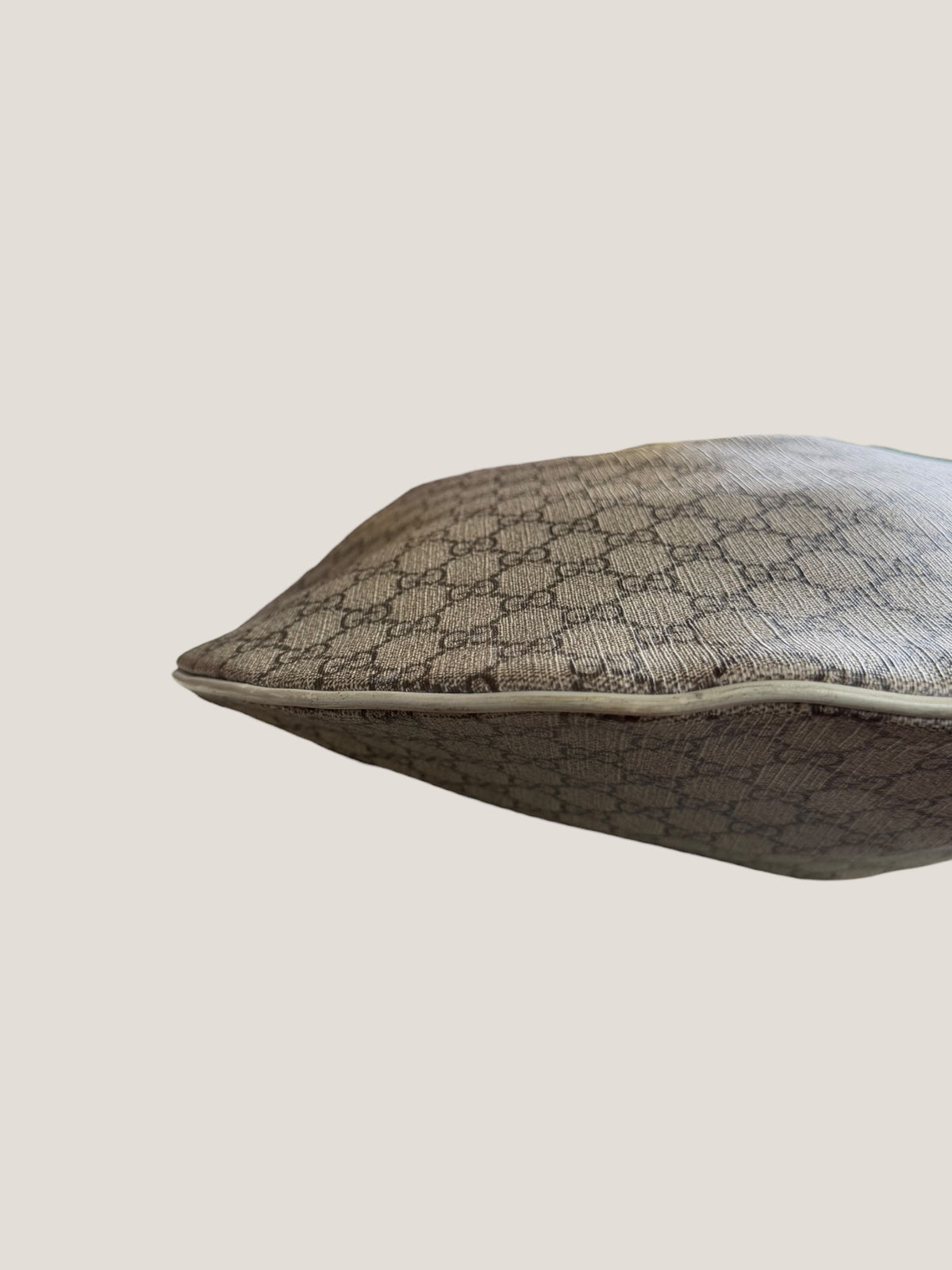 Gucci Hobo GG Supreme