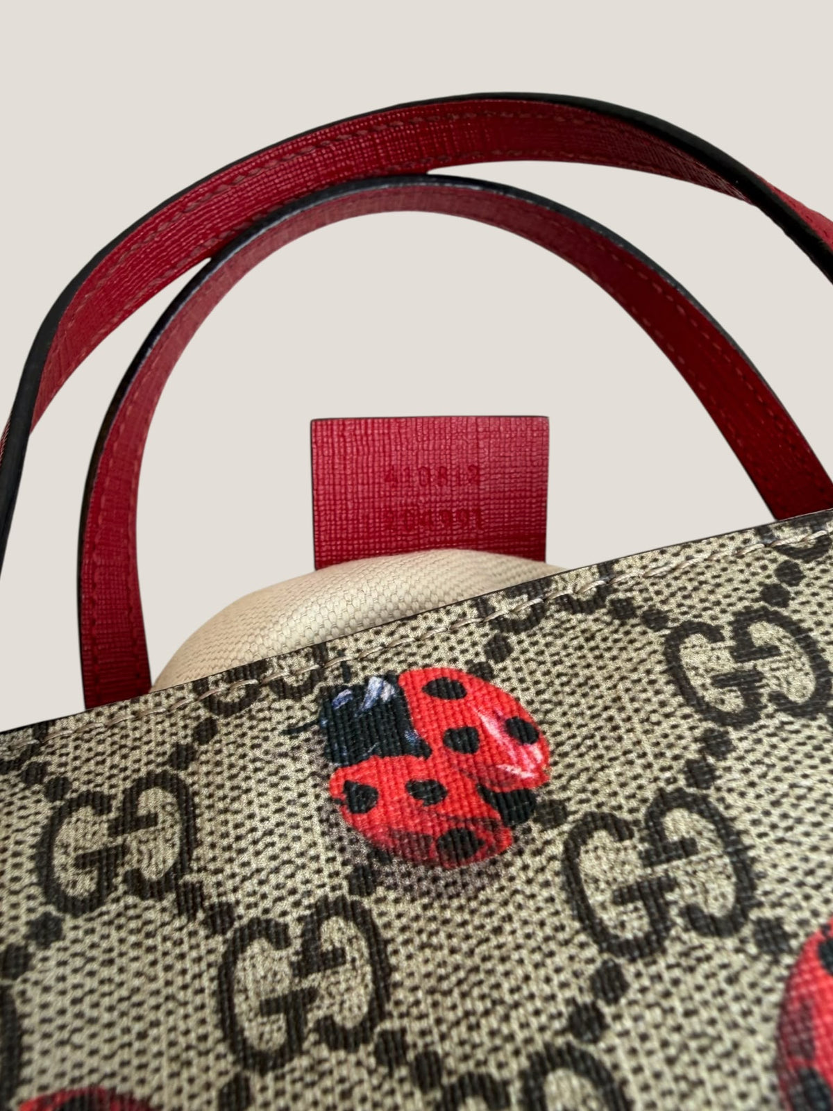 Gucci GG Supreme Coccinelle Tote