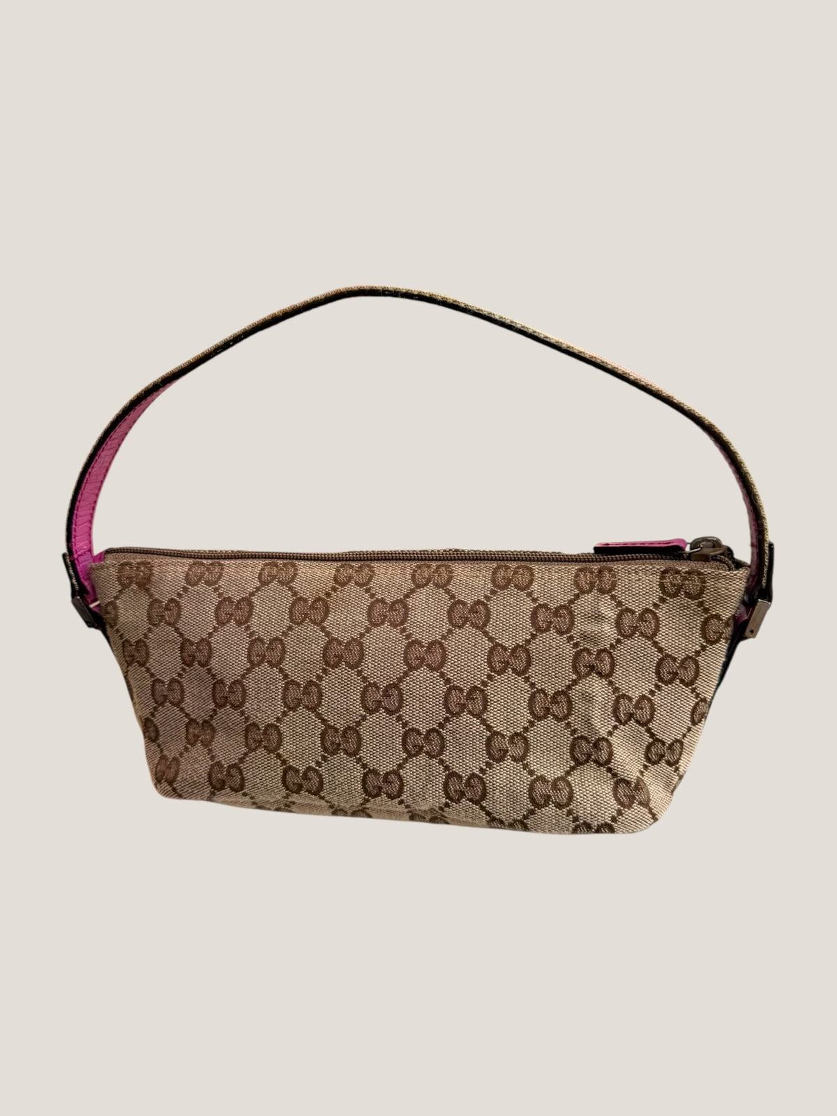 Gucci Pochette GG