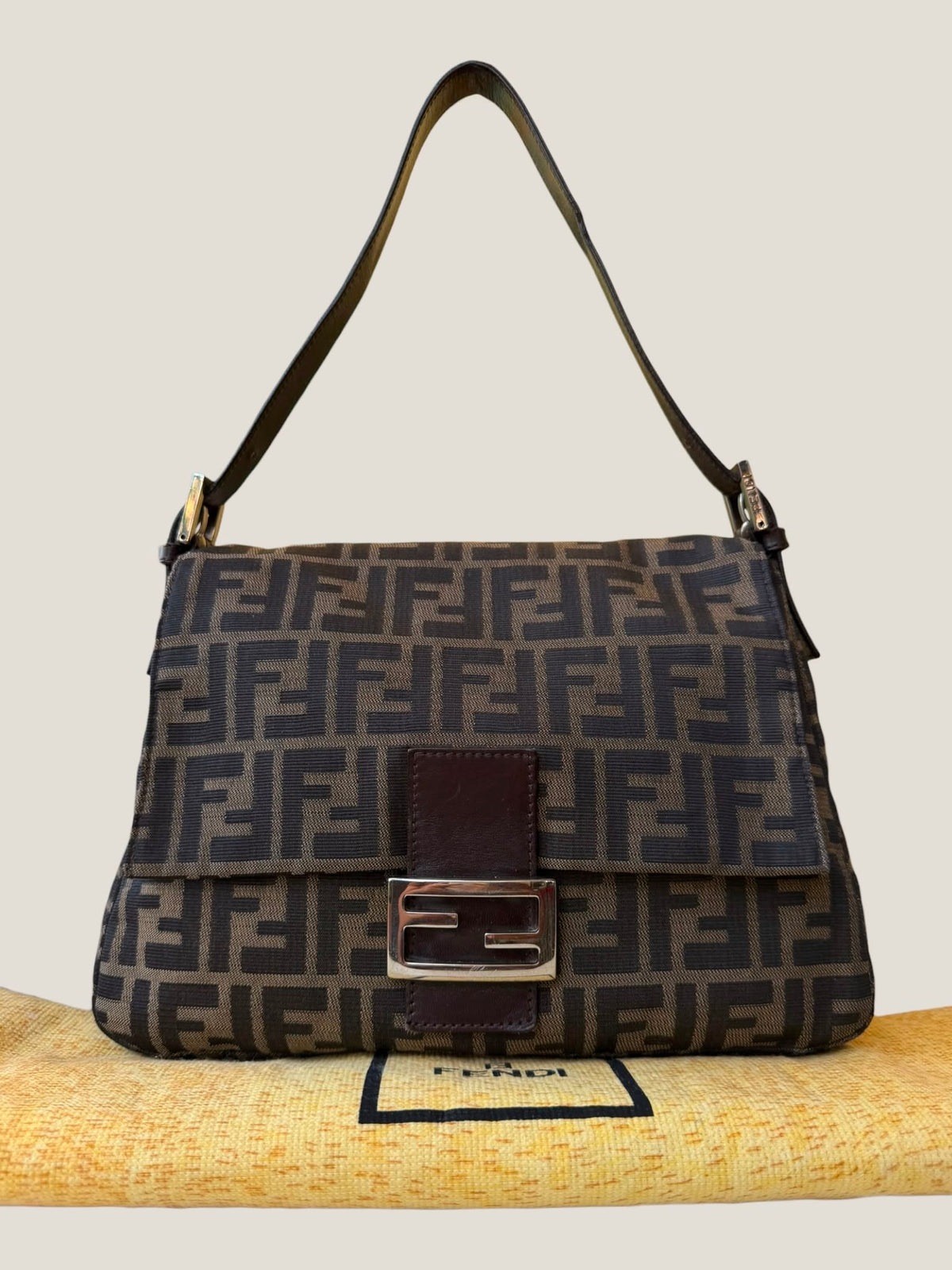 Fendi Mamma Baguette Zucca