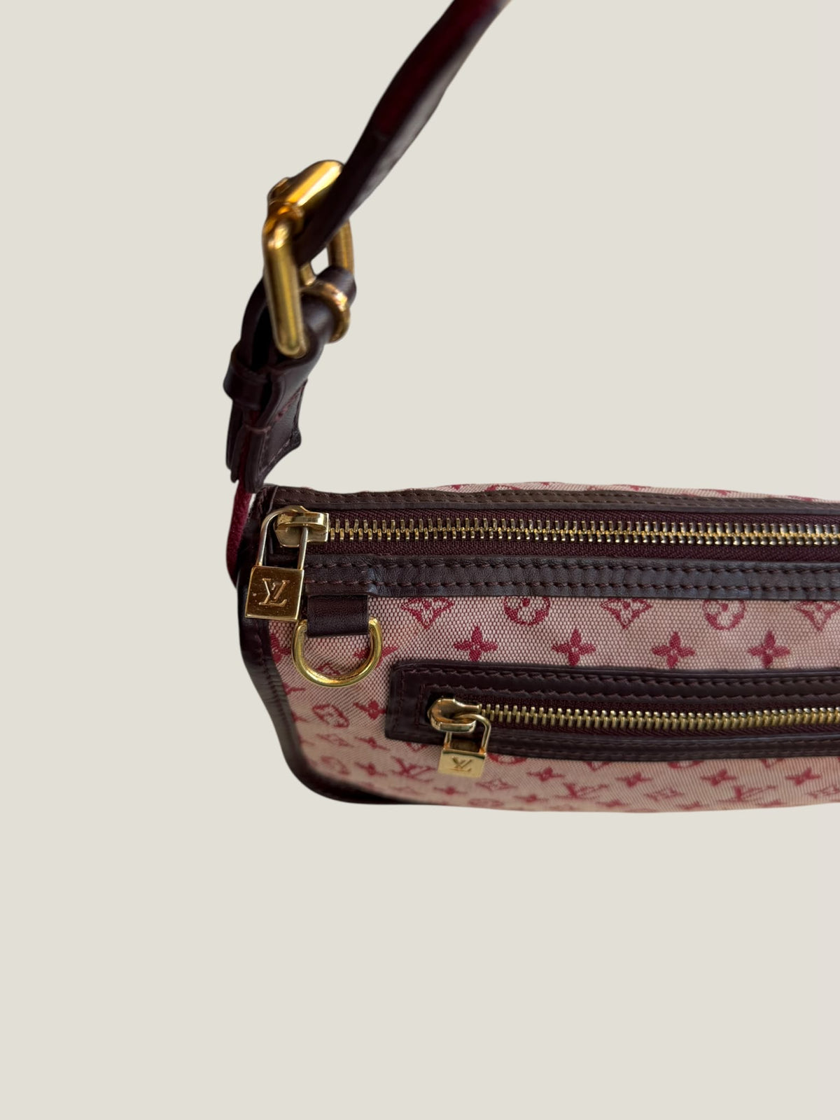 Louis Vuitton Monogram Mini Lin Pochette