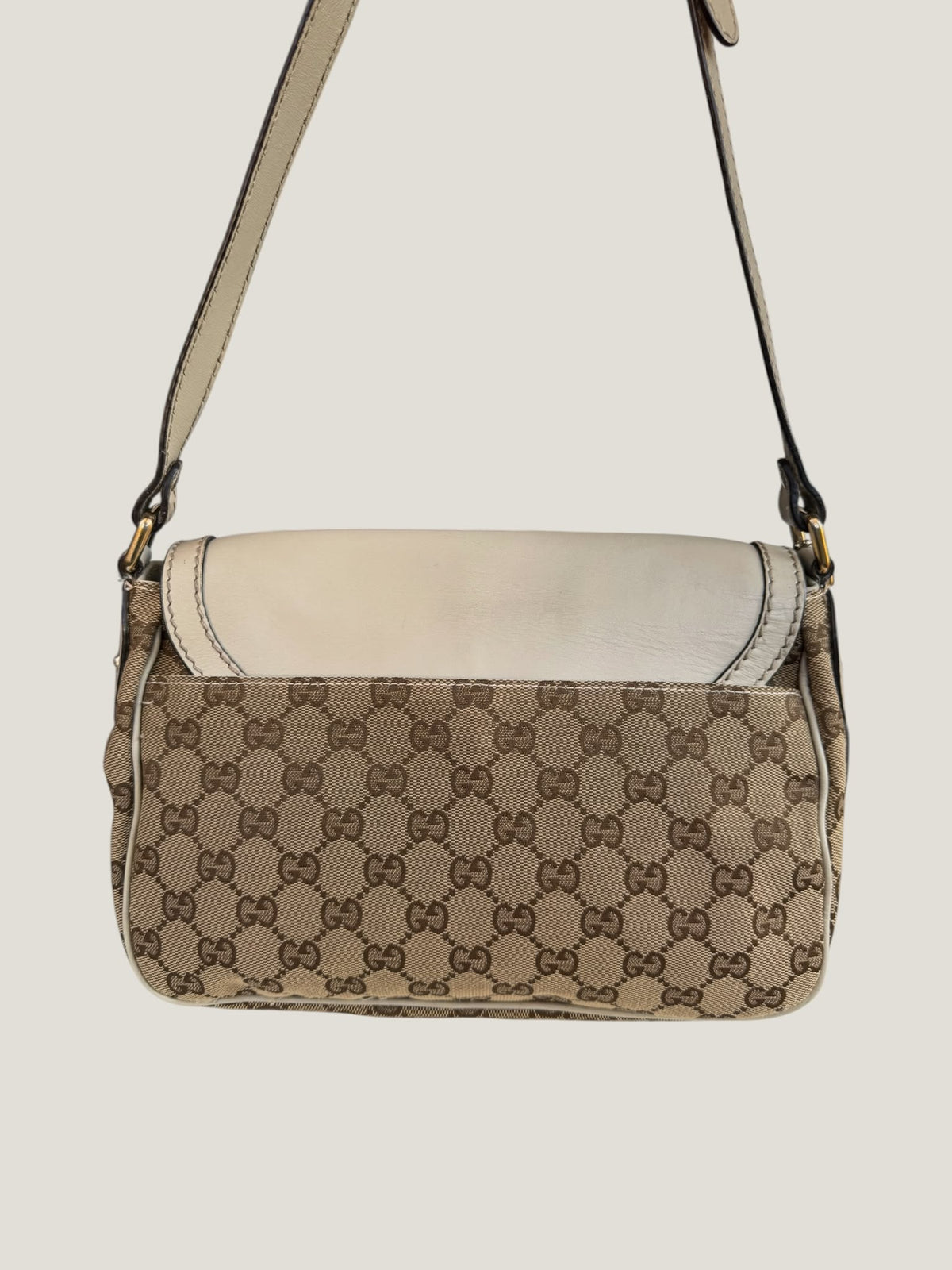 Gucci Sukey Flap GG Canvas