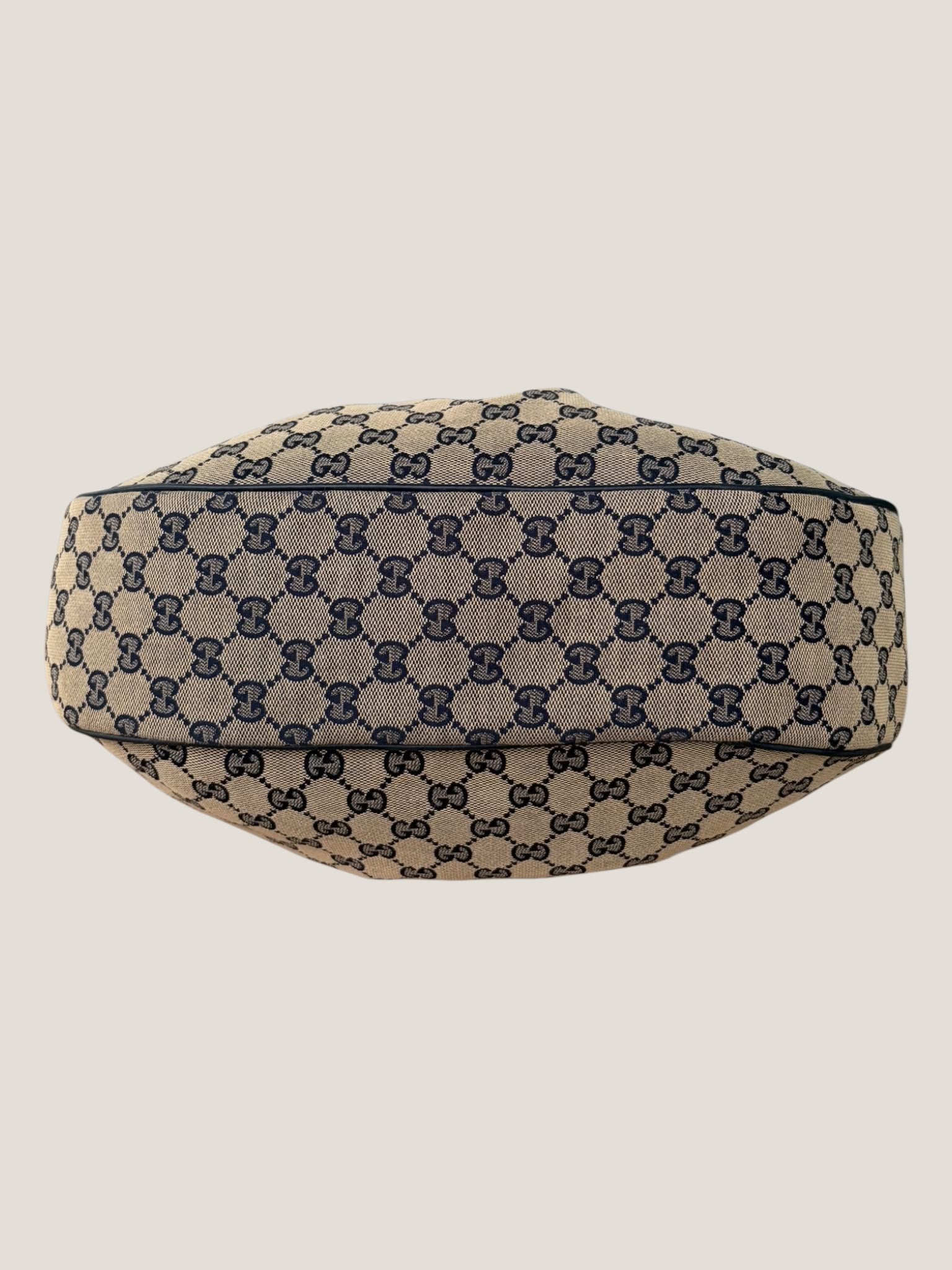 Gucci GG Sukey Hobo