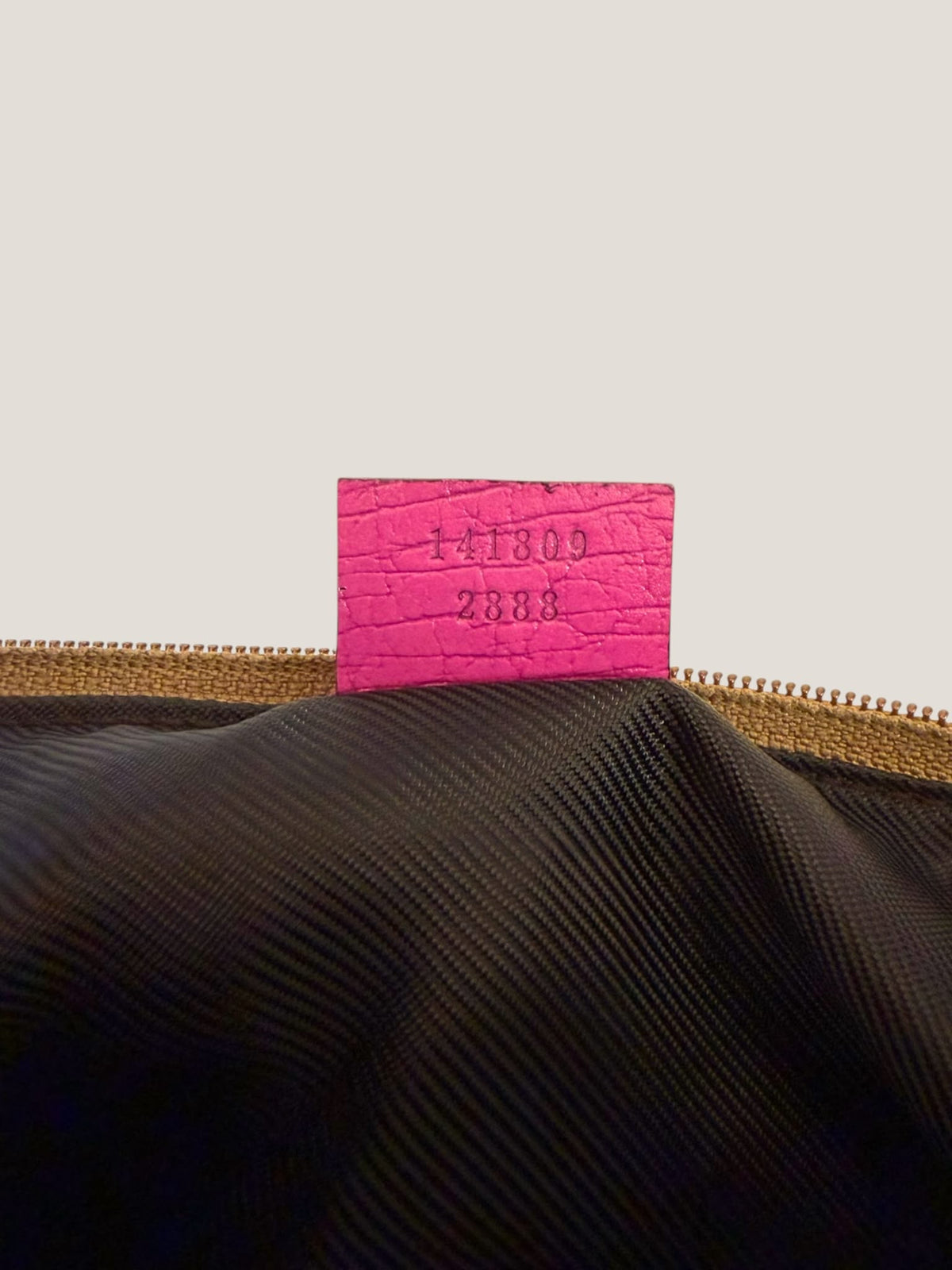 Gucci Pochette GG