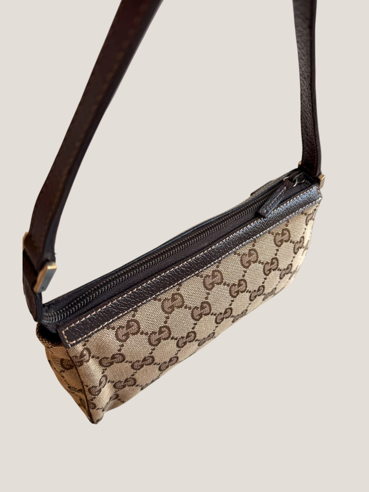 Gucci D-Ring Pochette