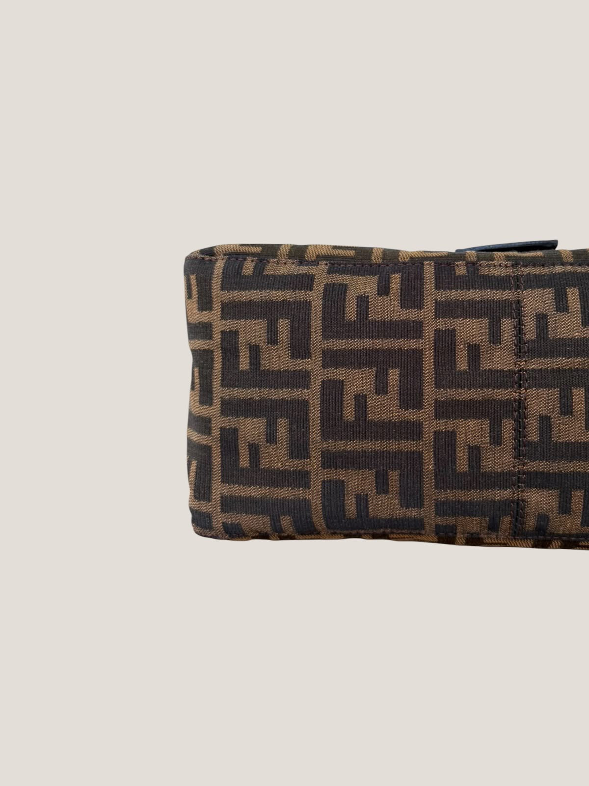 Fendi Mamma Baguette Zucca
