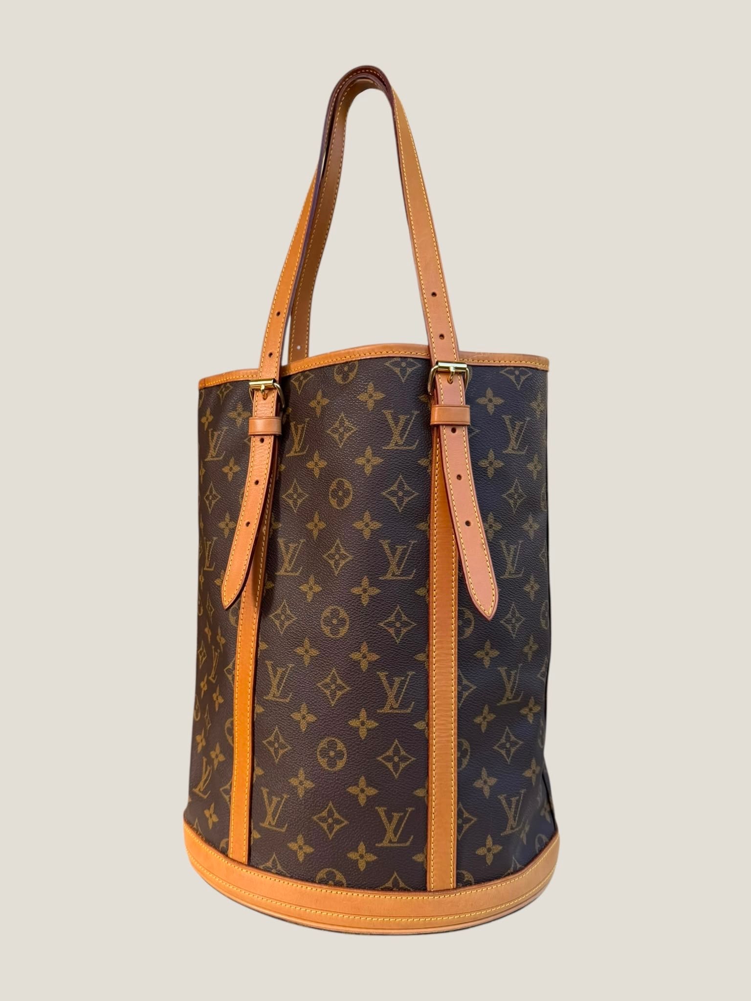 Louis Vuitton Bucket GM Monogram