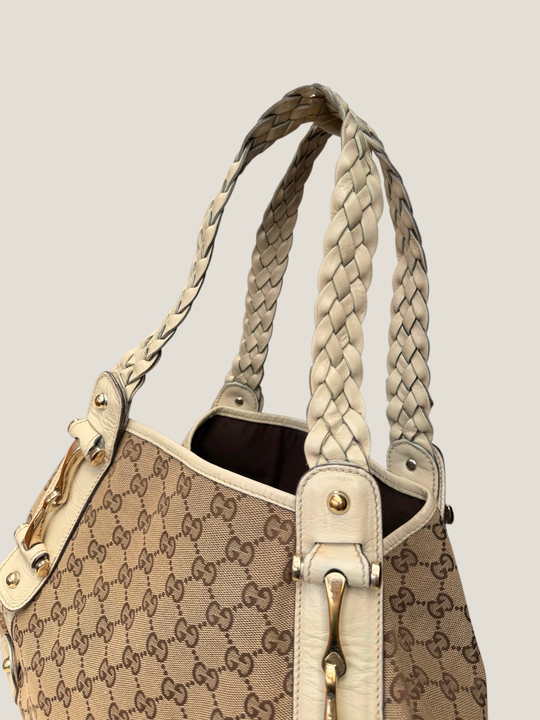 Gucci Hobo GG Canvas