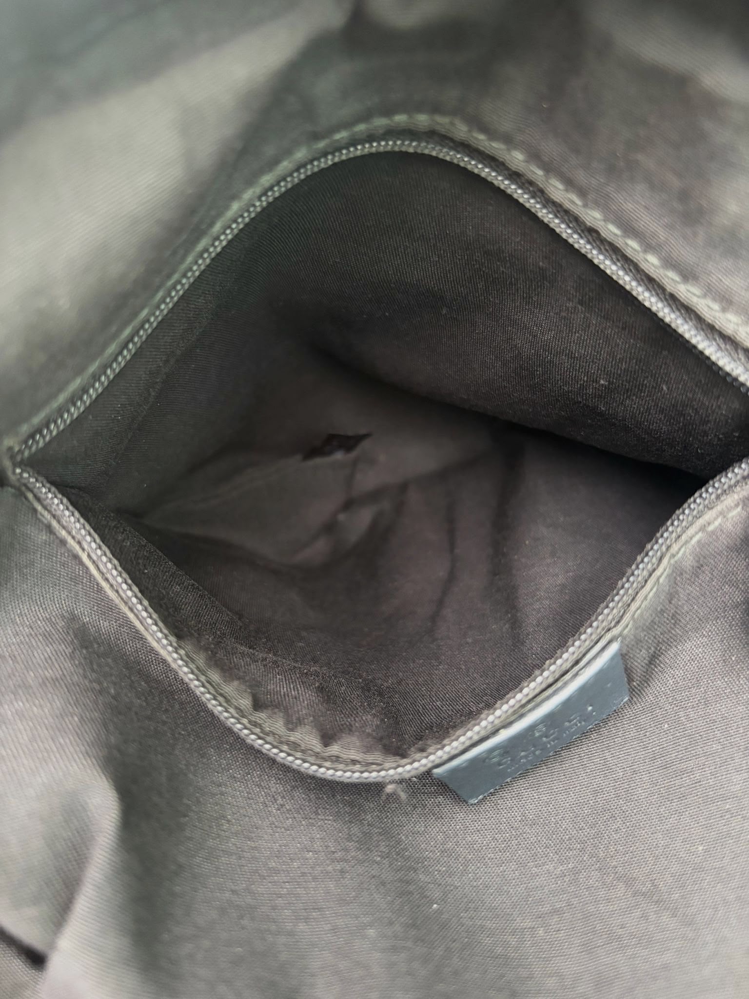 Gucci GG Sukey Hobo