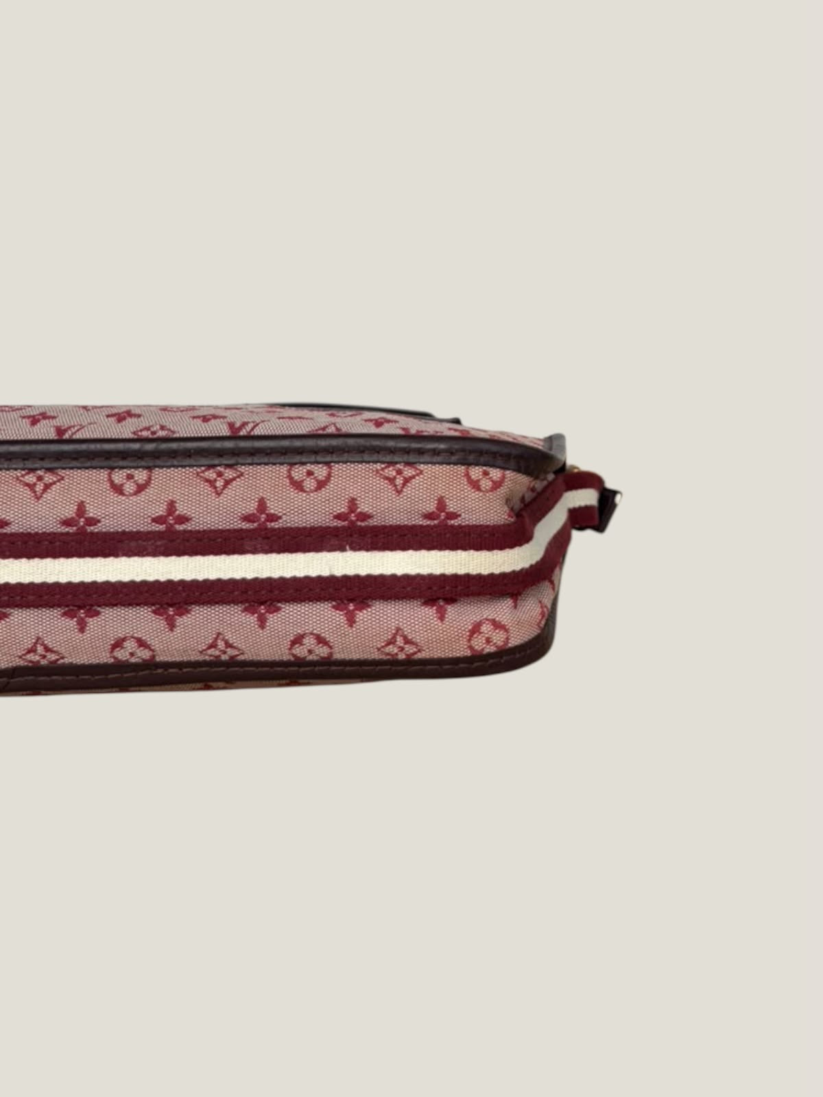 Louis Vuitton Monogram Mini Lin Pochette