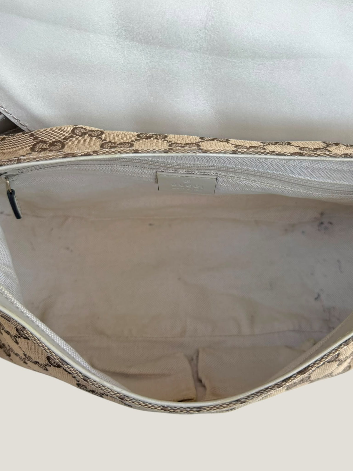 Gucci Sukey Flap GG Canvas