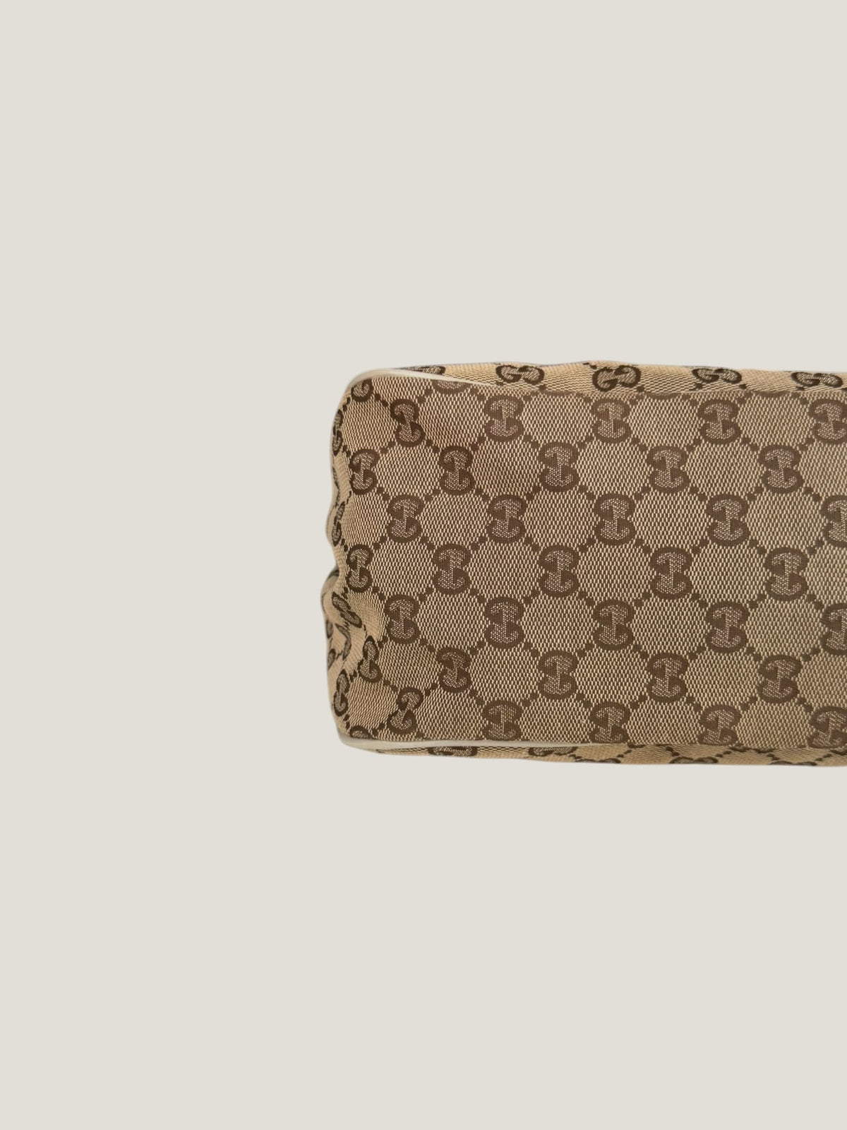 Gucci Sukey Flap GG Canvas