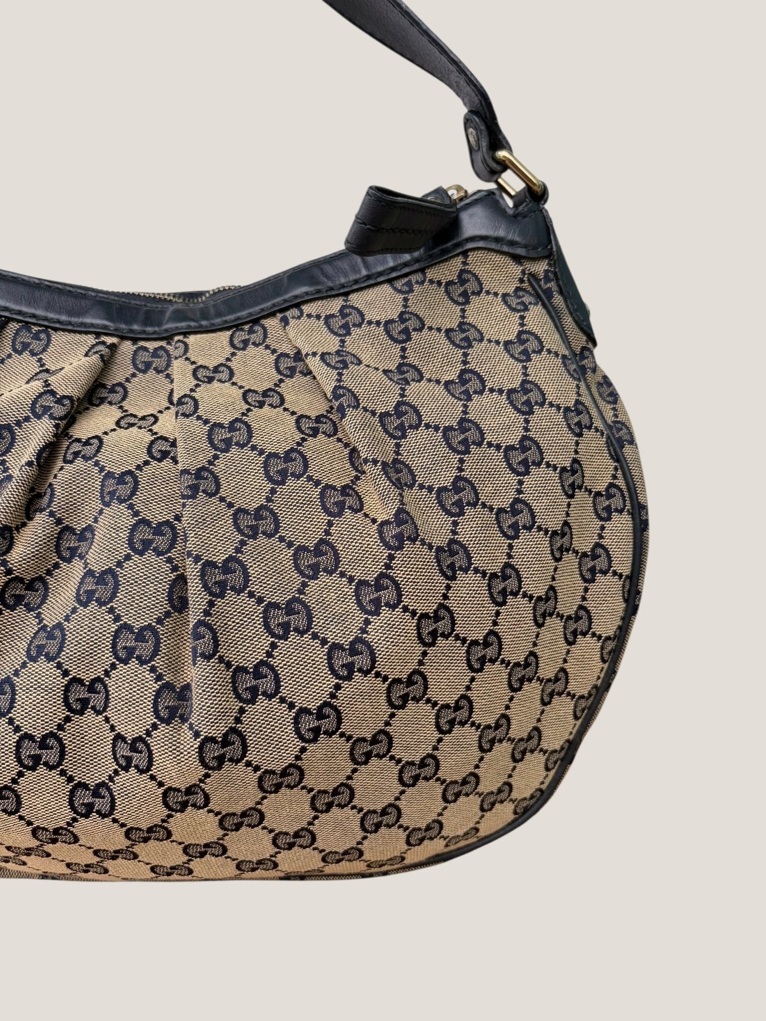 Gucci GG Sukey Hobo
