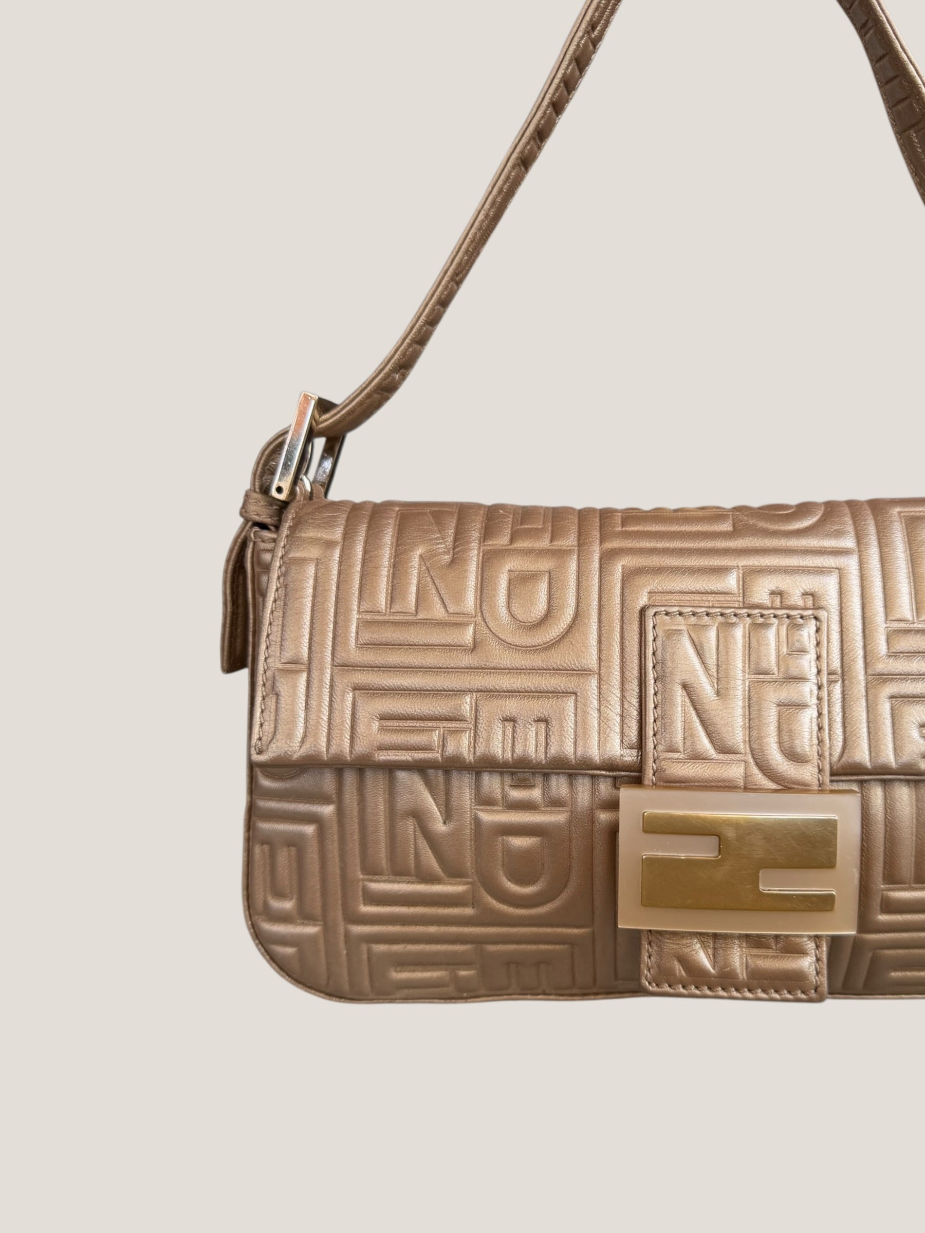 Fendi baguette in pelle