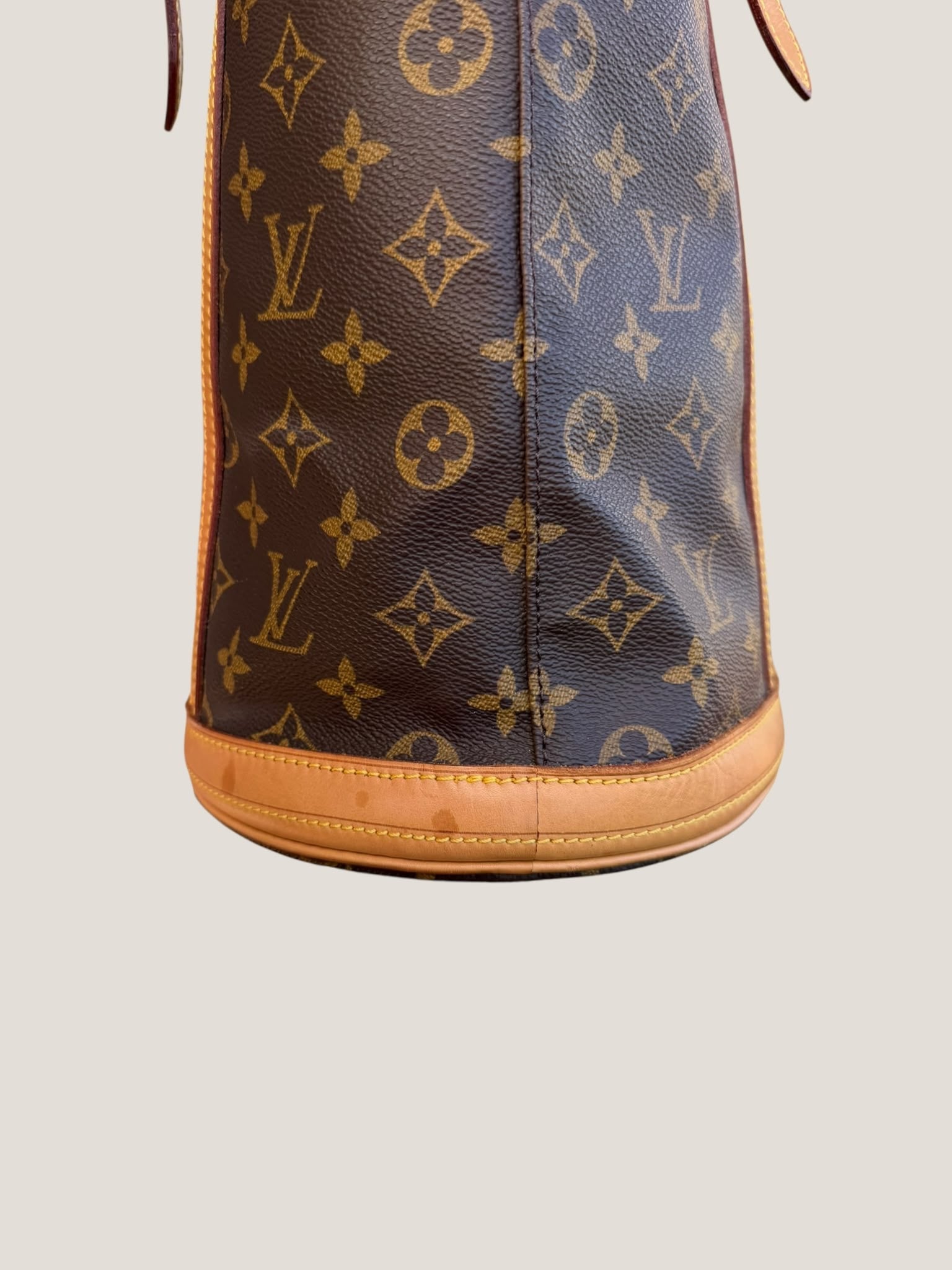 Louis Vuitton Bucket GM Monogram