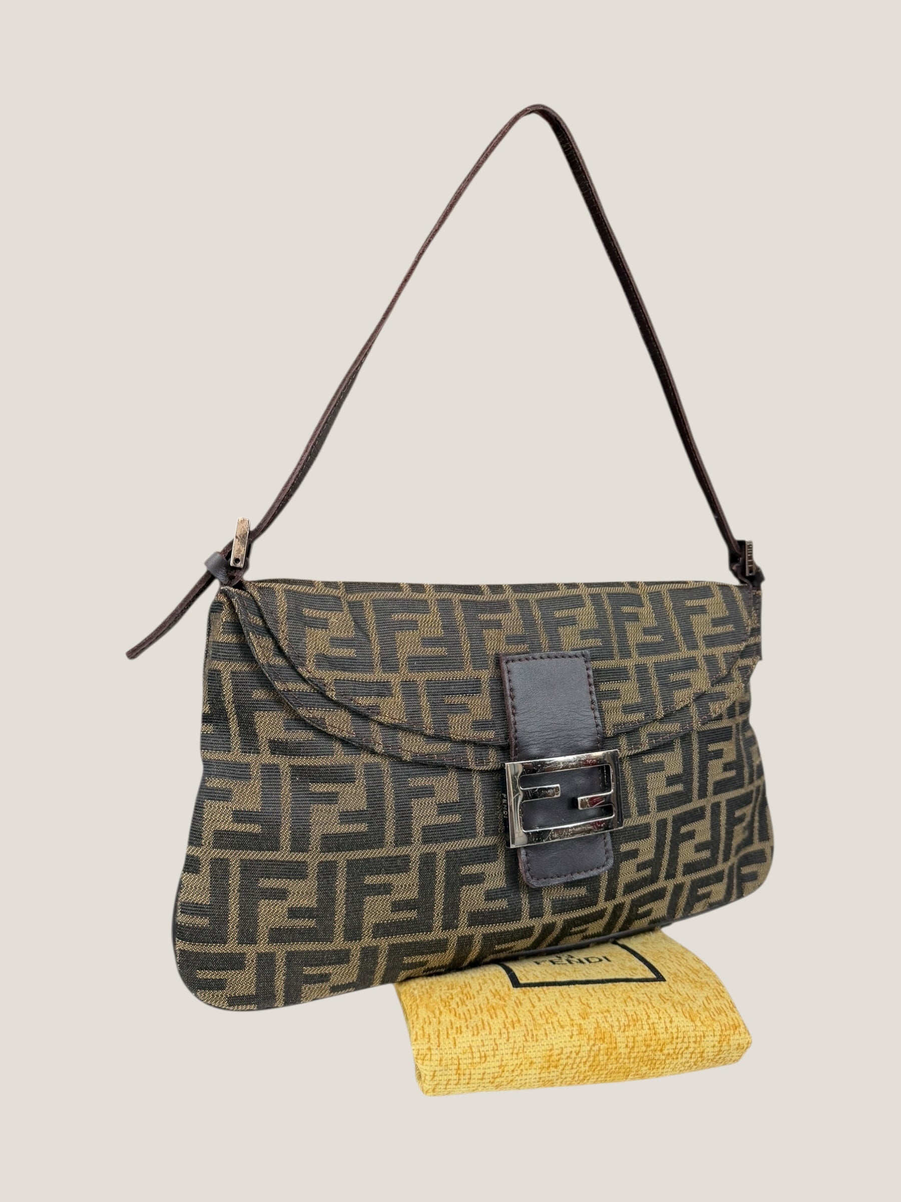 Fendi Baguette in tela Zucca