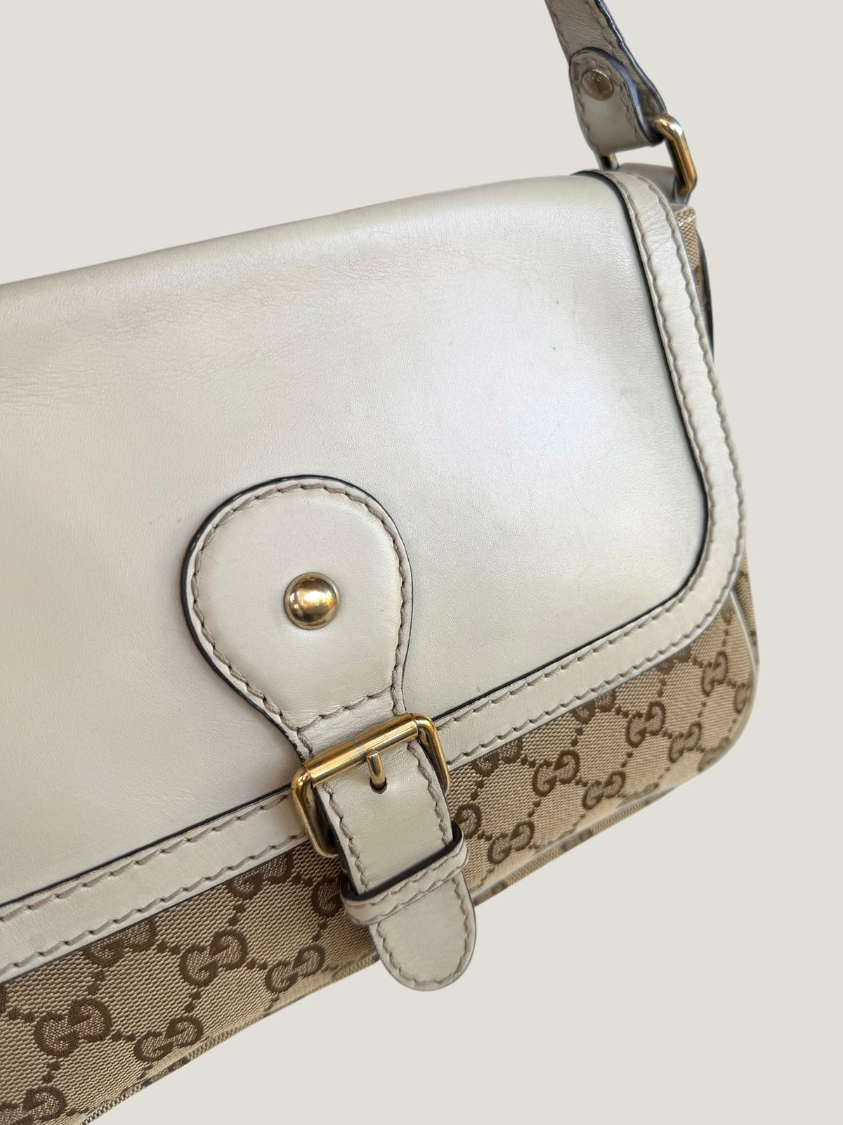 Gucci Sukey Flap GG Canvas