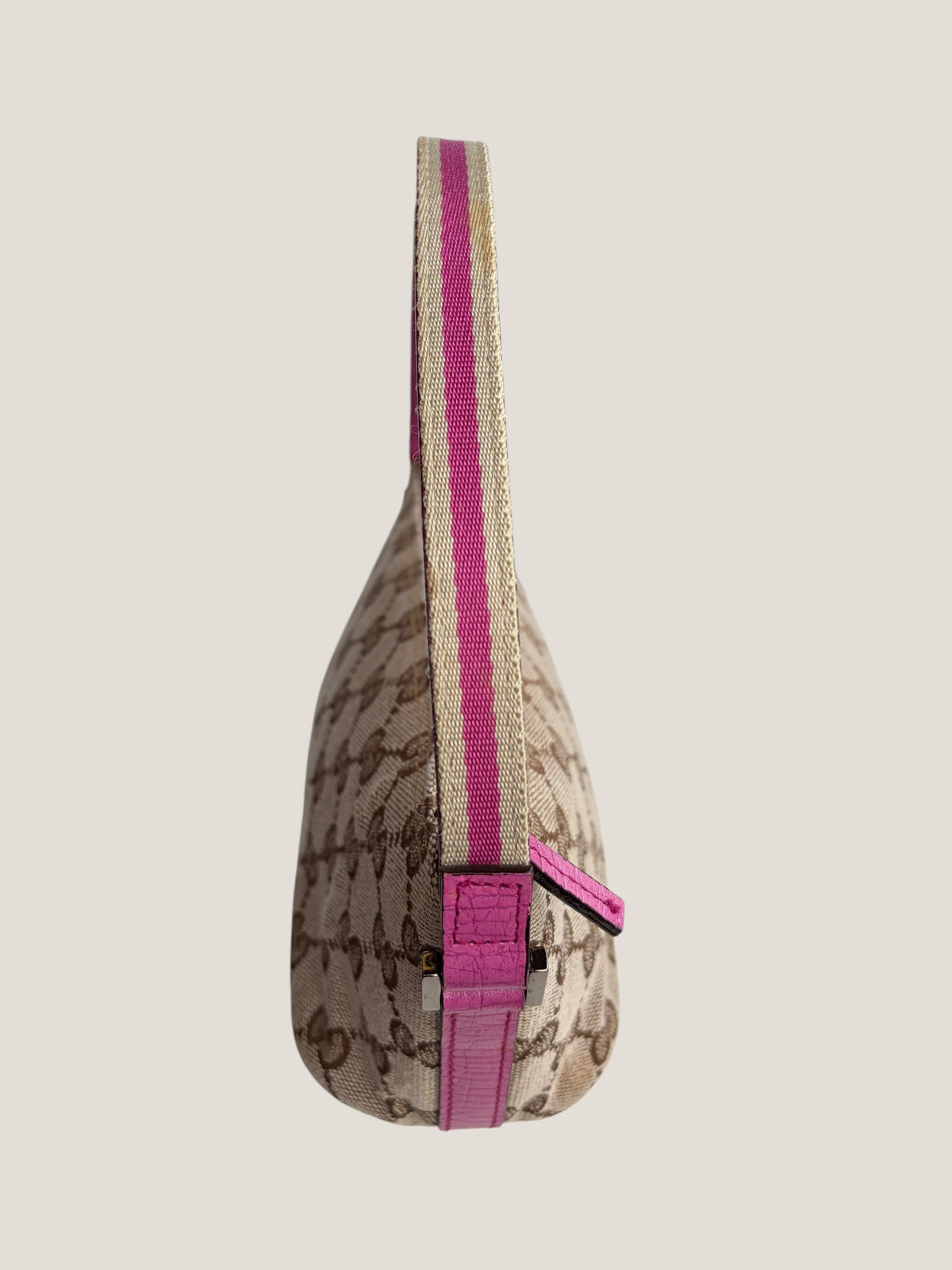Gucci Pochette GG