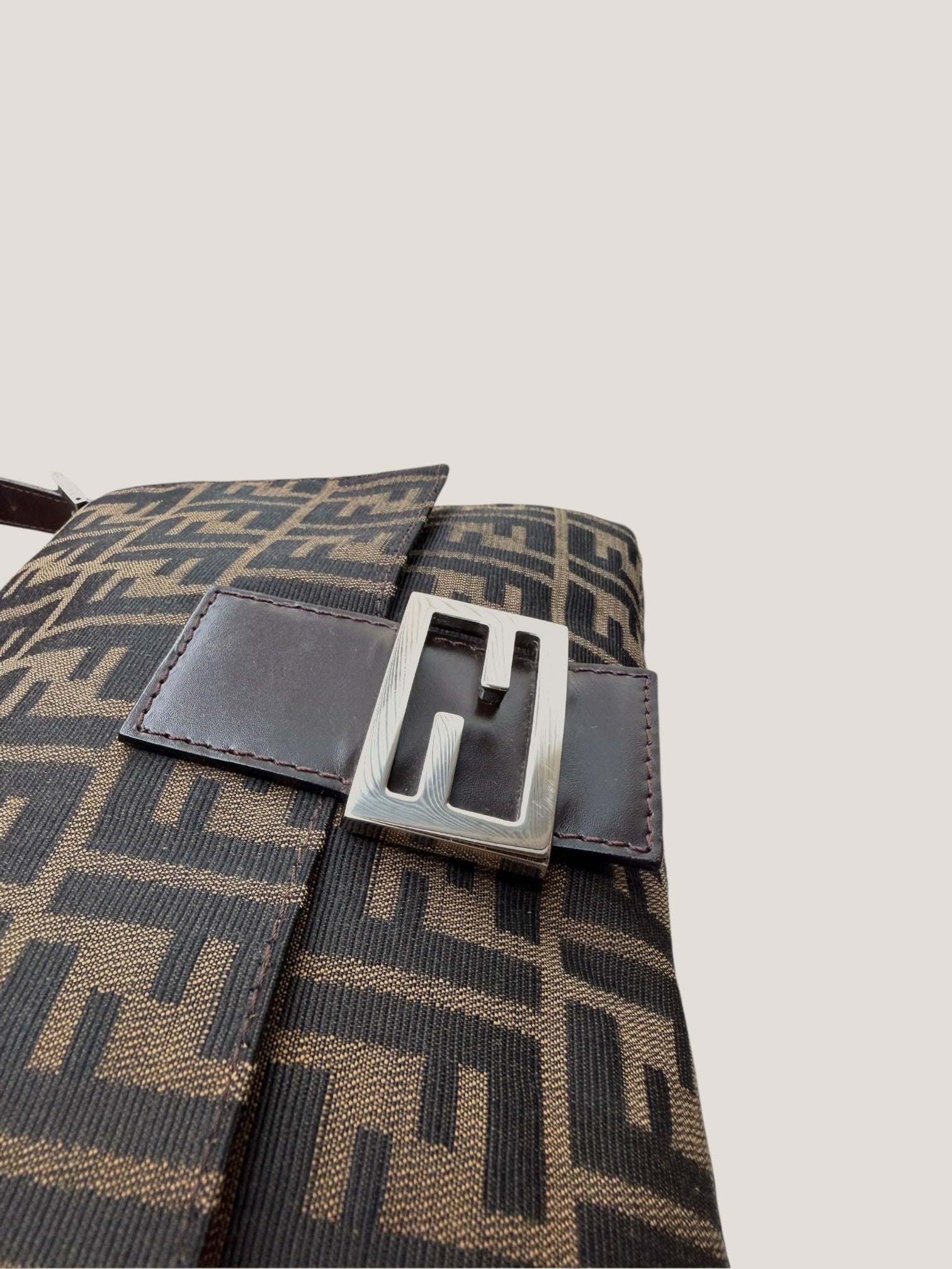 Fendi Mamma Baguette Zucca