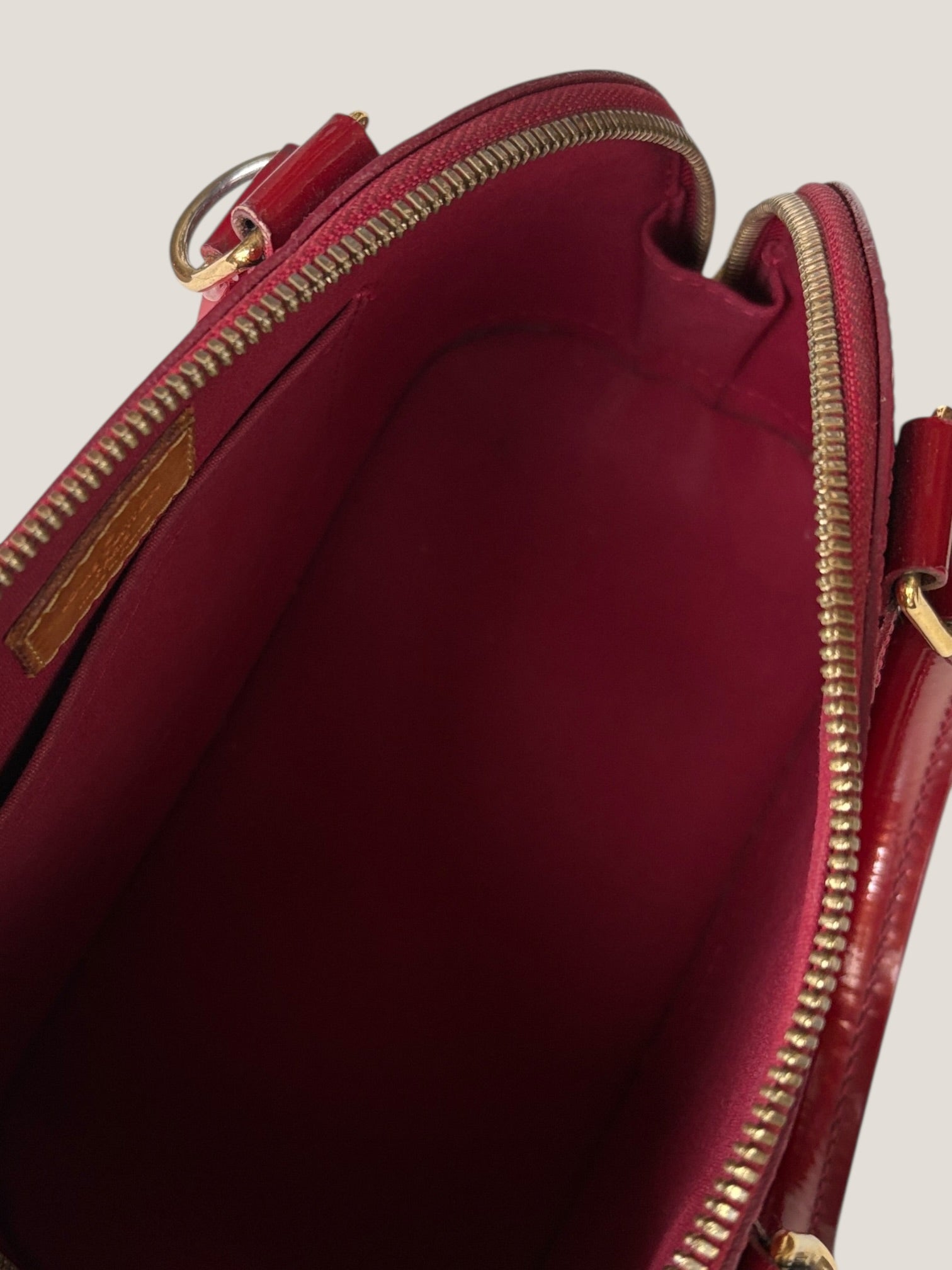 Louis Vuitton Alma BB Monogram Vernis