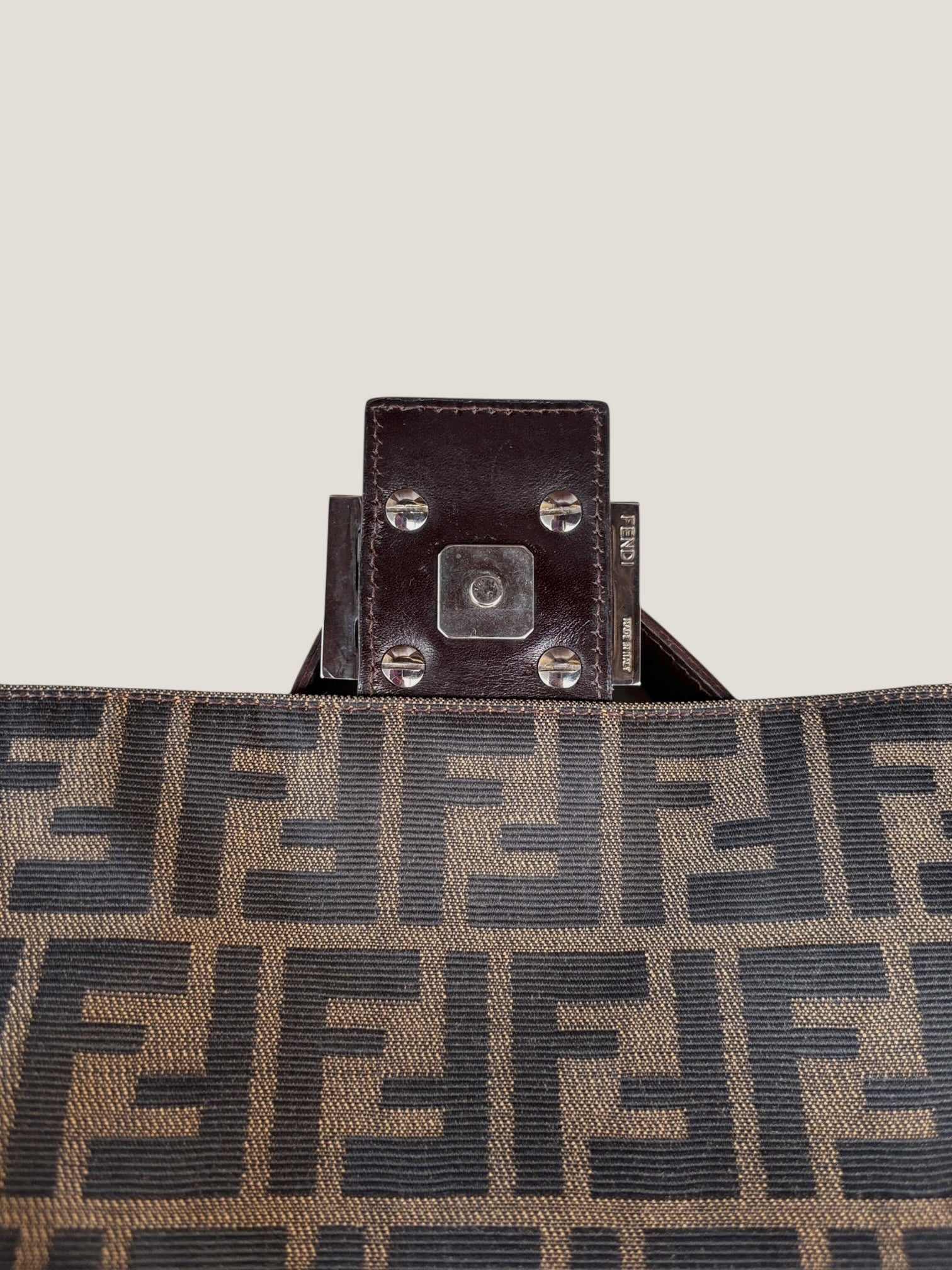 Fendi Mamma Baguette Zucca