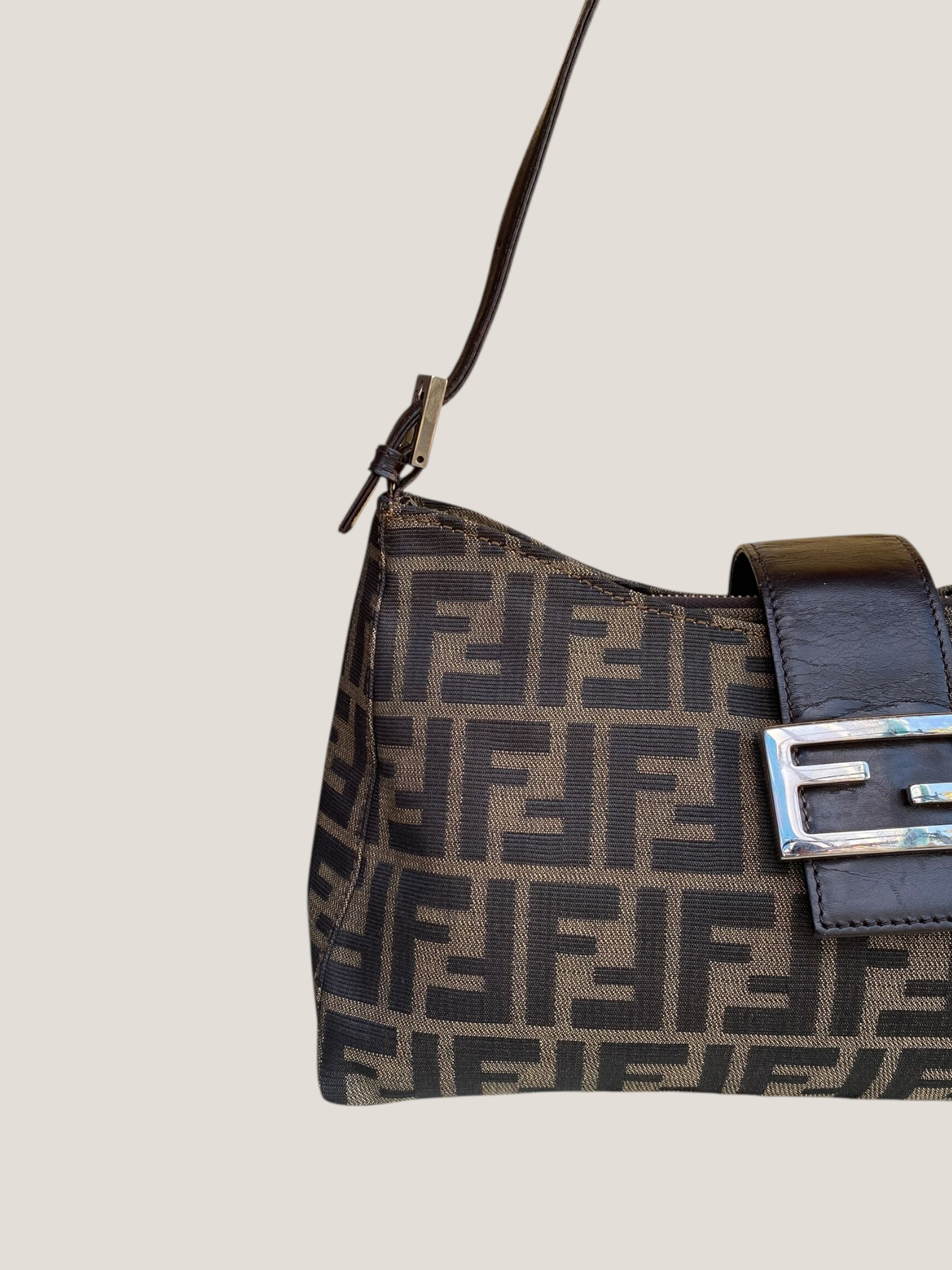 Fendi Baguette in canvas monogram FF