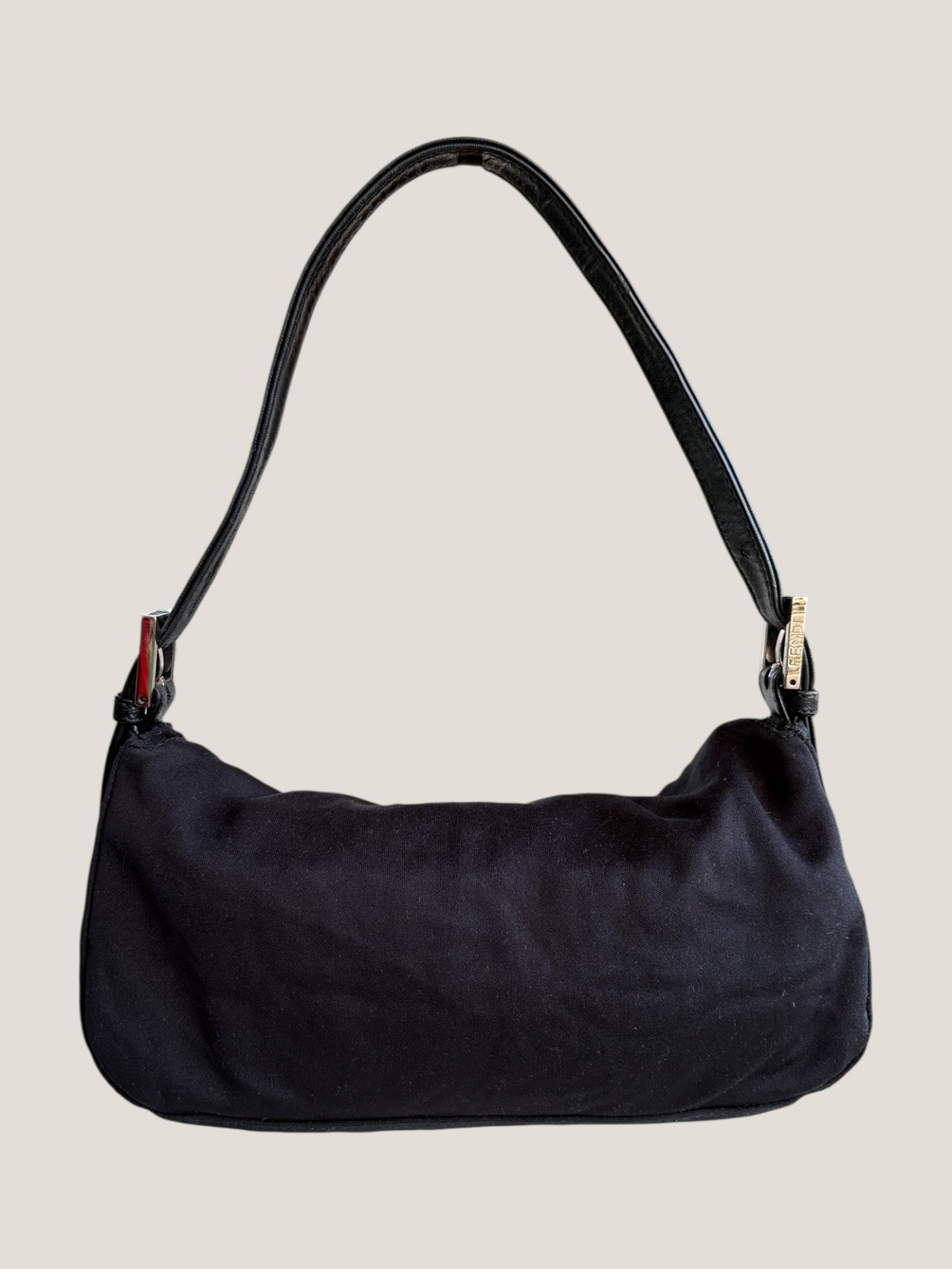Fendi Baguette Nera in Tessuto
