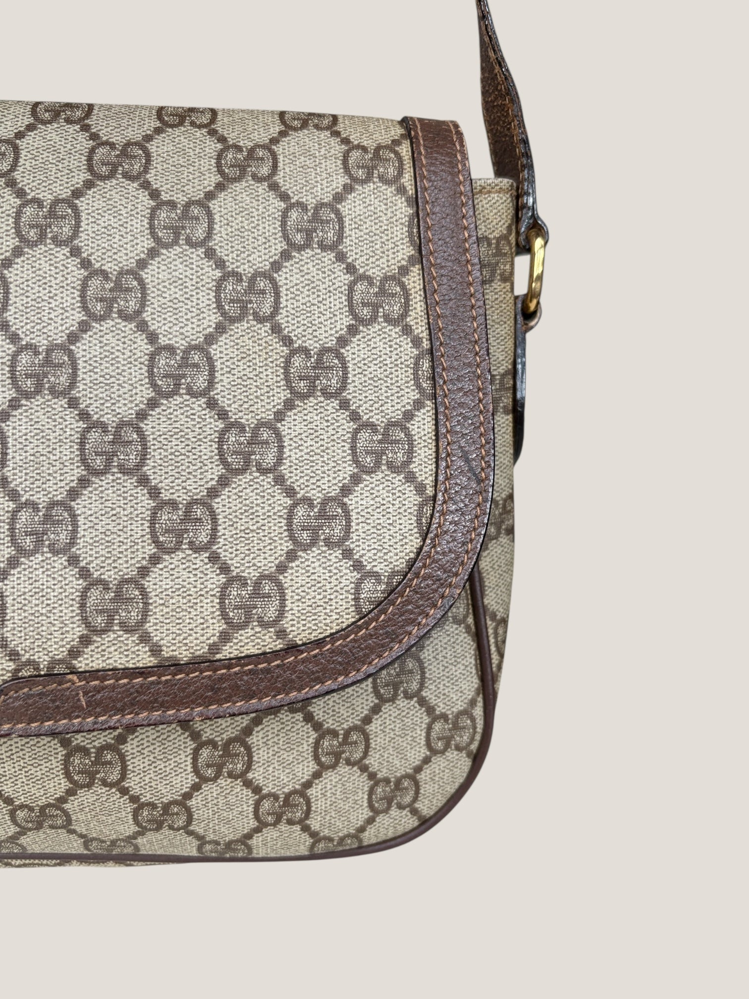 Gucci GG Supreme Crossbody