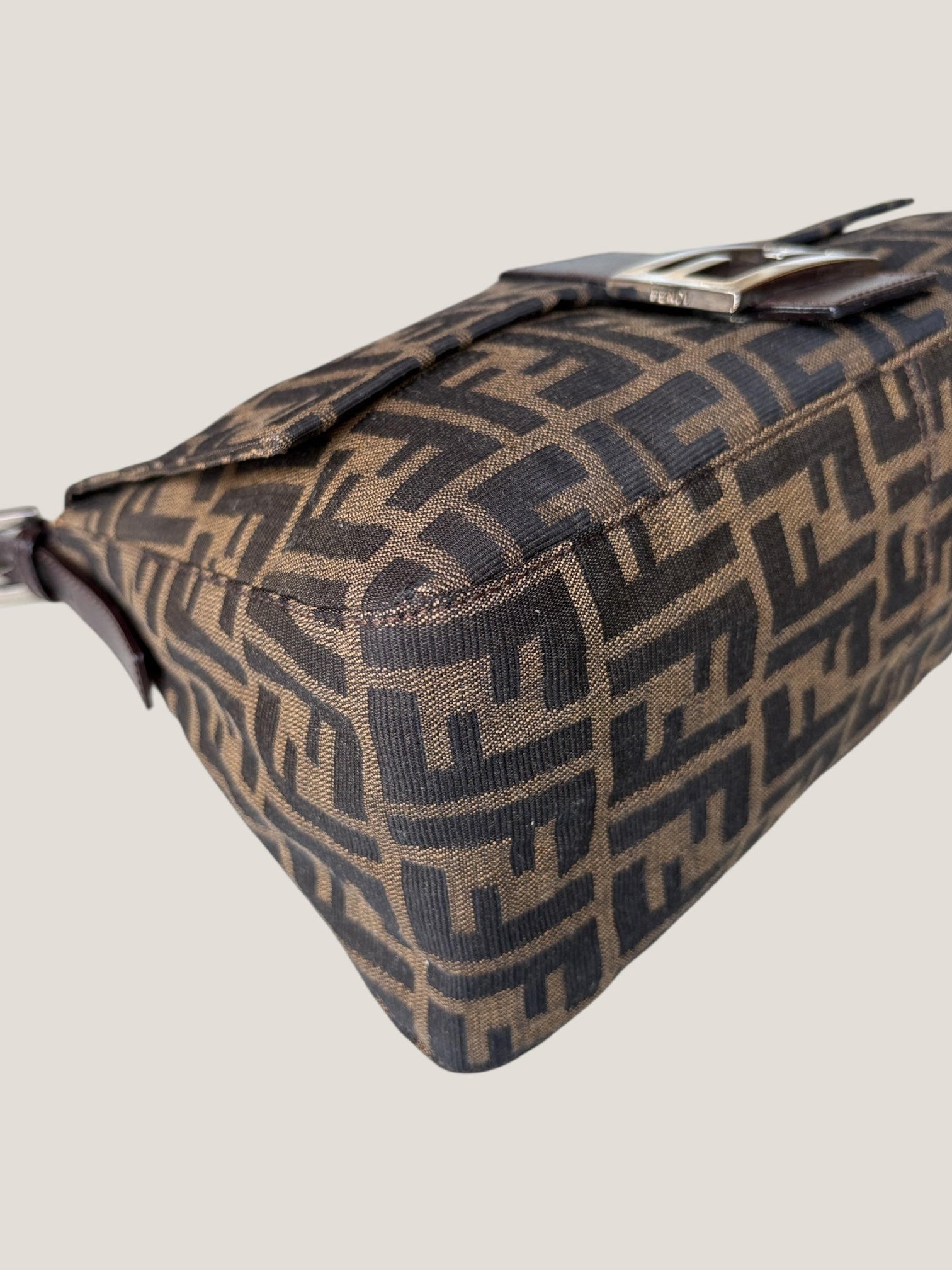 Fendi Mamma Baguette Zucca