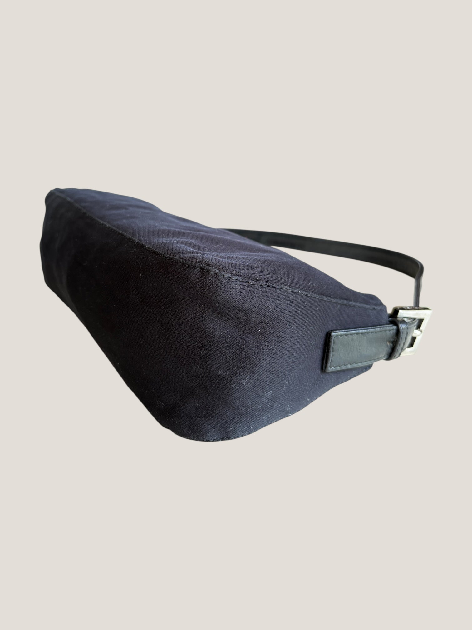 Fendi Baguette Nera in Tessuto