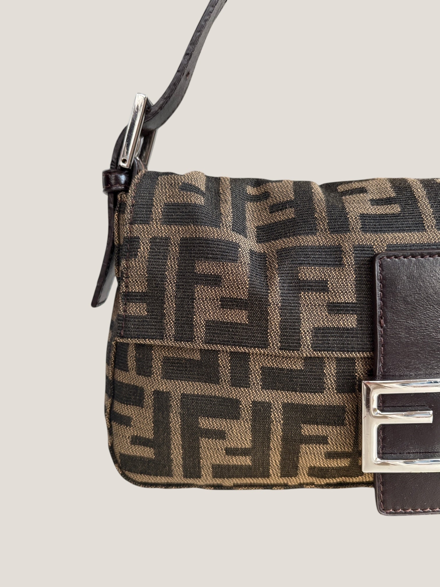 Fendi Baguette Monogram Zucca Marrone
