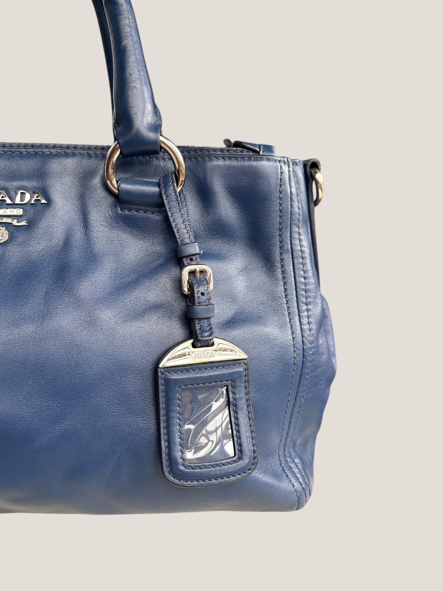 PRADA BOWLER IN PELLE BLU