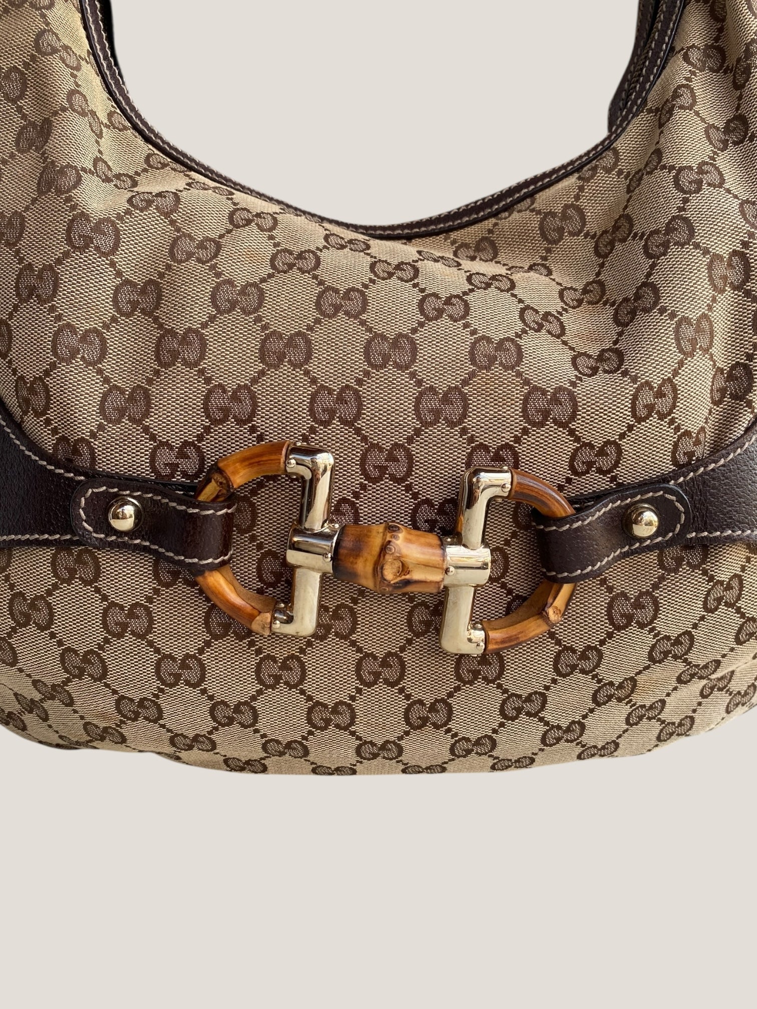 Gucci Hobo con dettaglio bamboo e tessuto GG