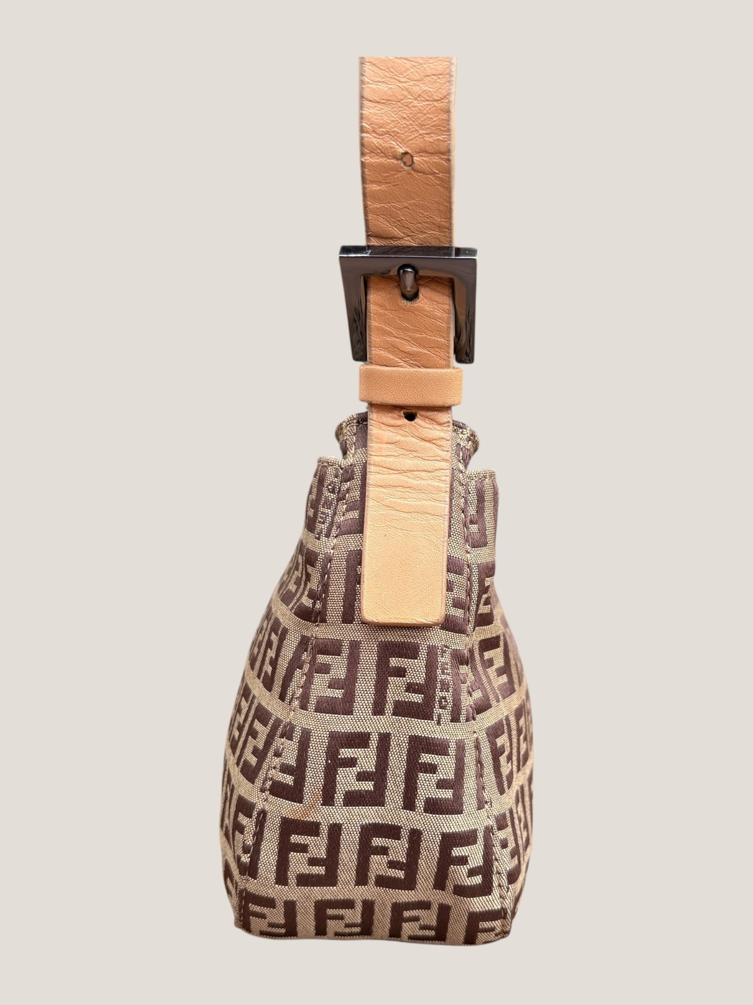 FENDI Baguette Zucchino Beige