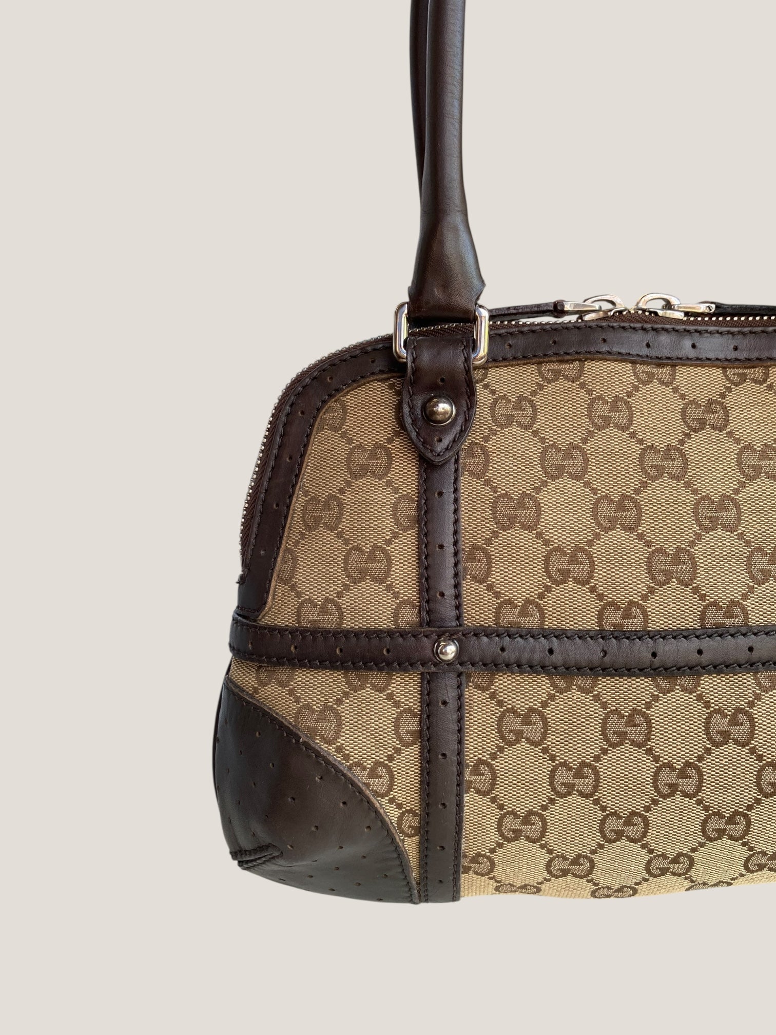 Gucci Interlocking GG Shoulder Bag