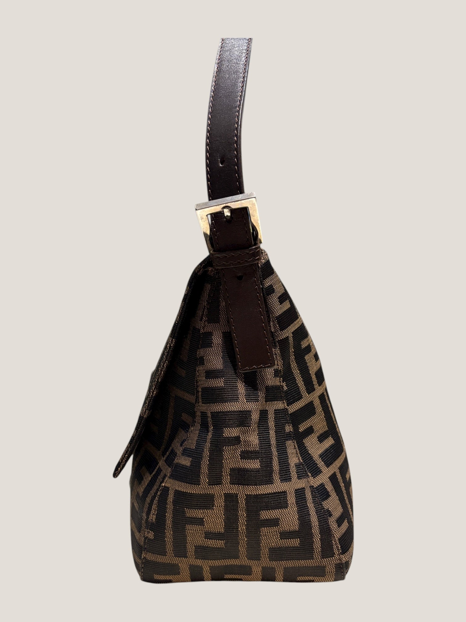 FENDI MAMMA BAGUETTE ZUCCA