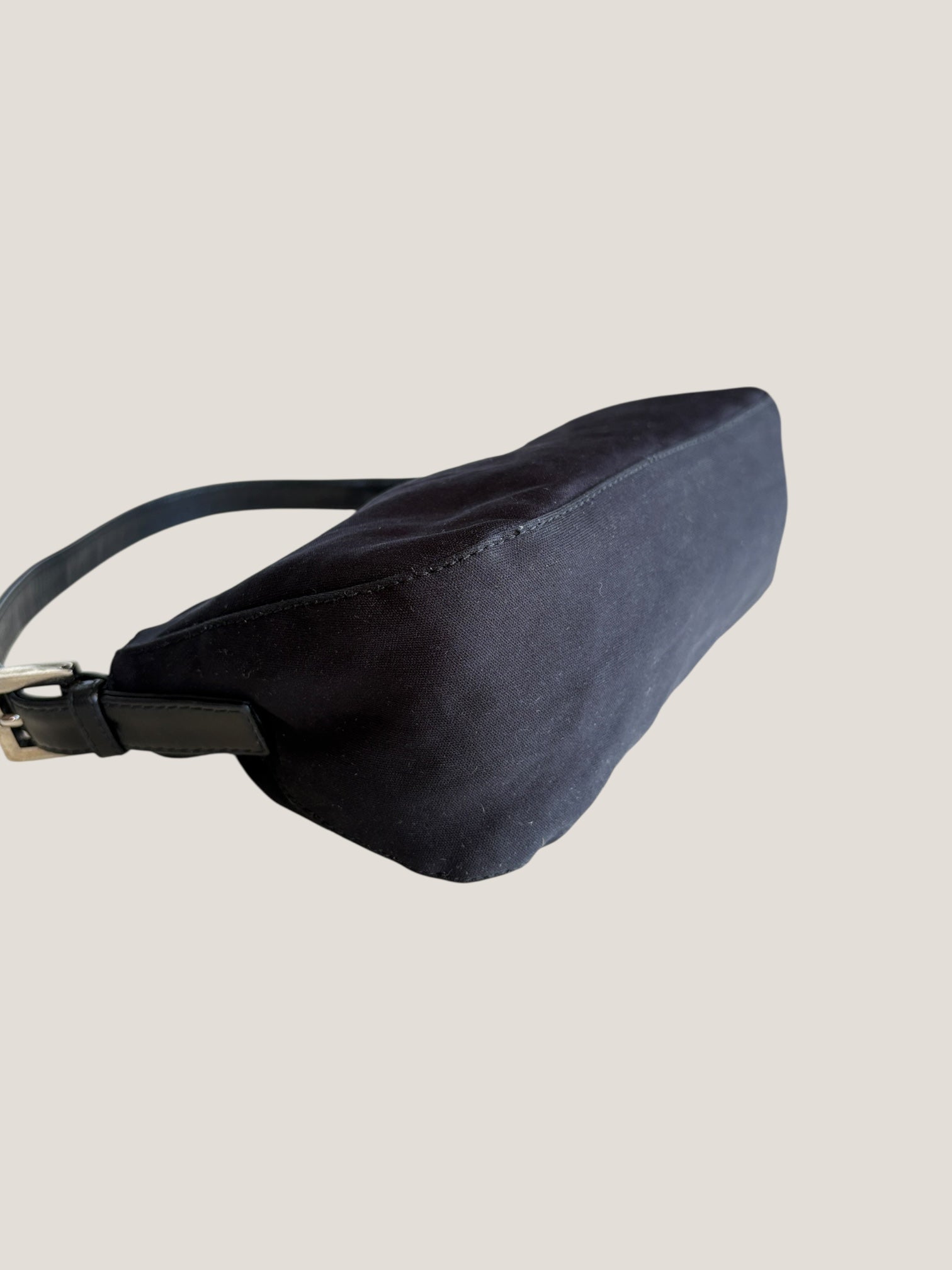 Fendi Baguette Nera in Tessuto