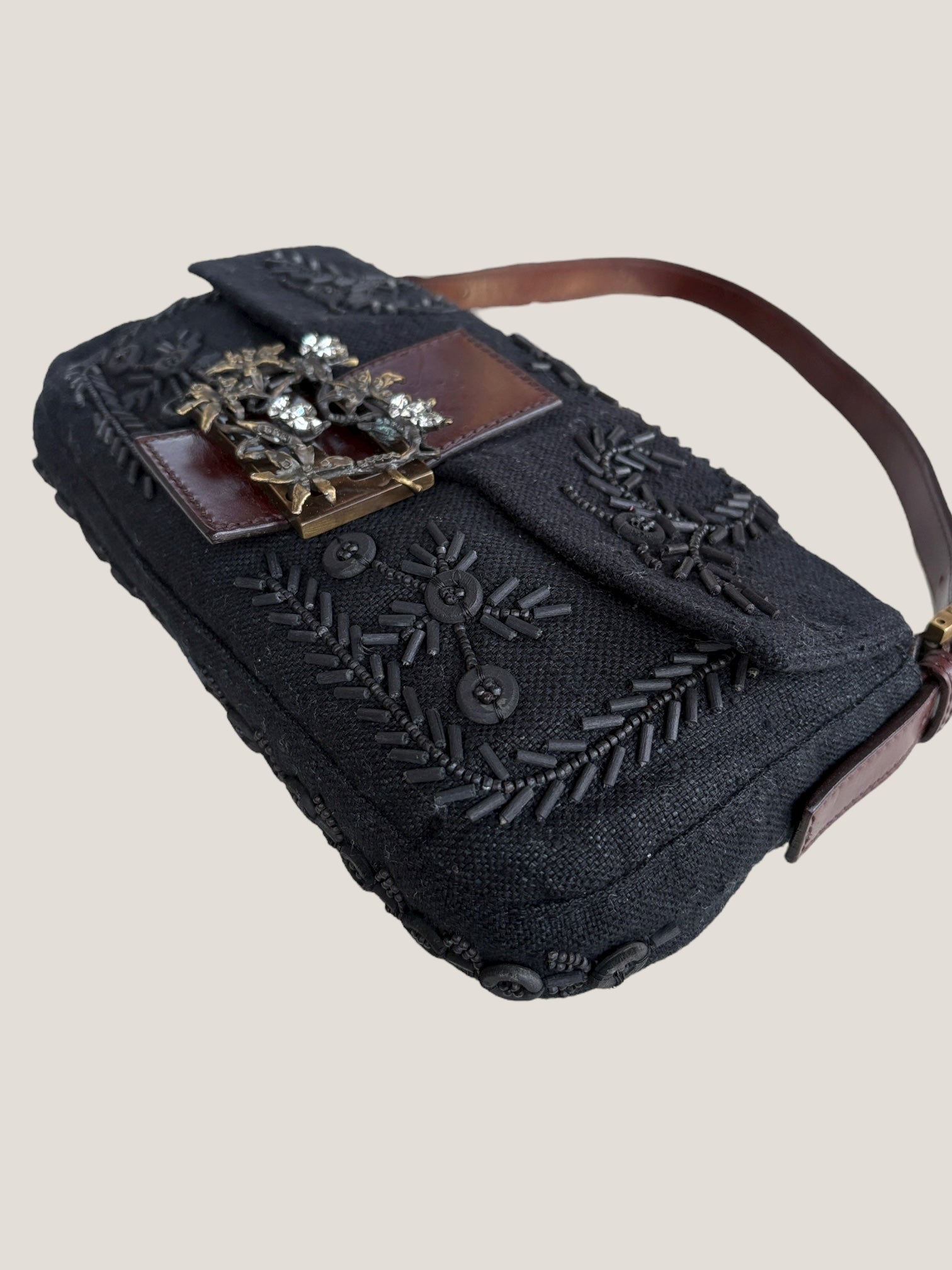 FENDI BAGUETTE BEADED NERA