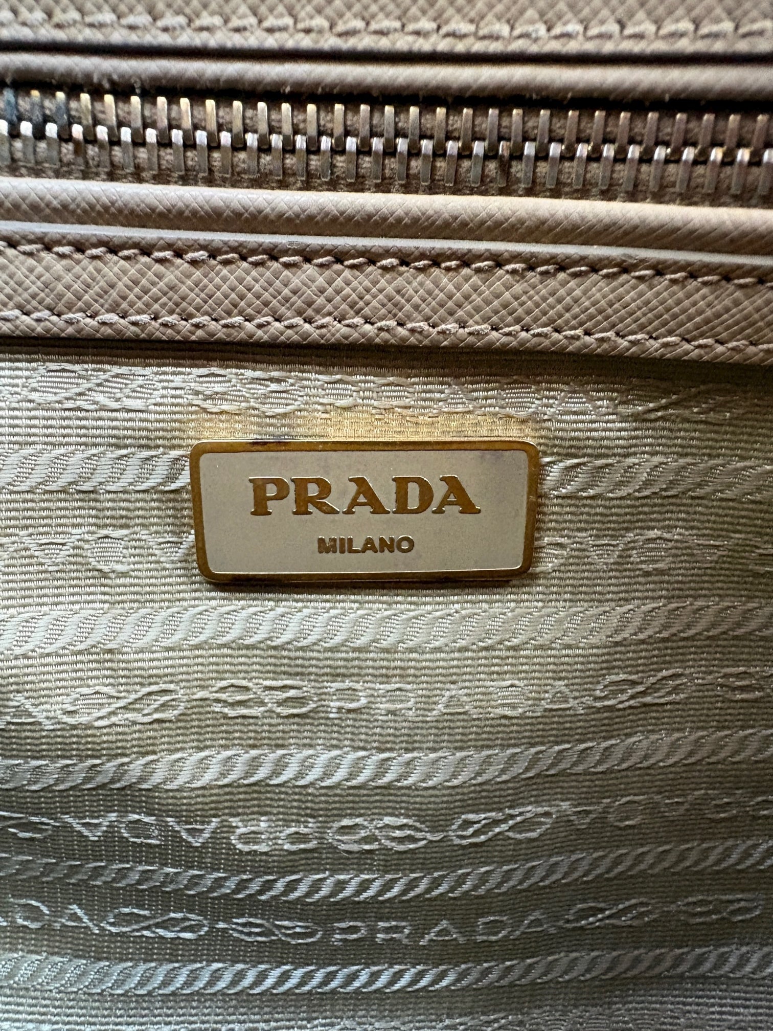 Prada Galleria Saffiano Small