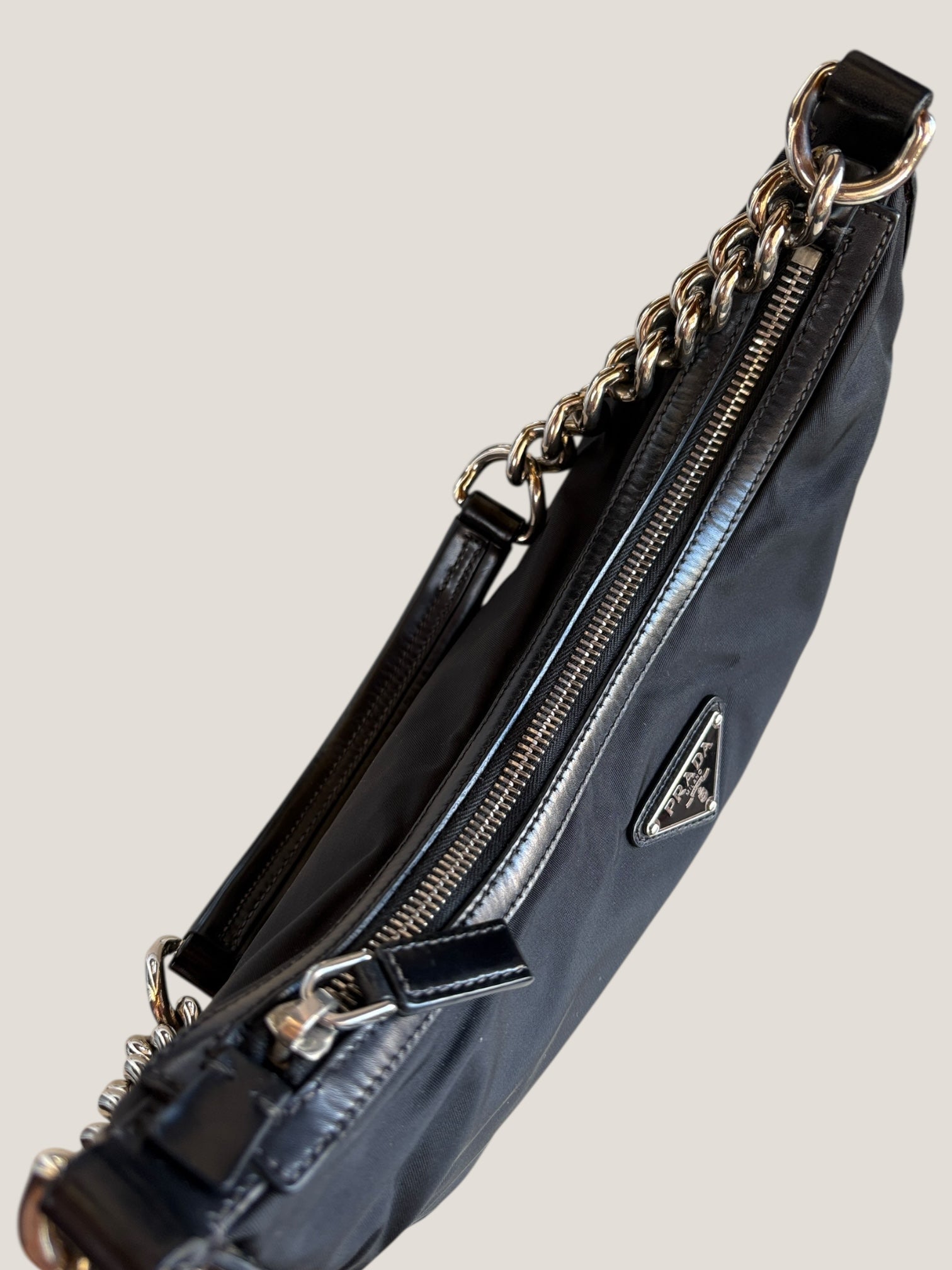 Prada Pochette Chain Nylon Nero