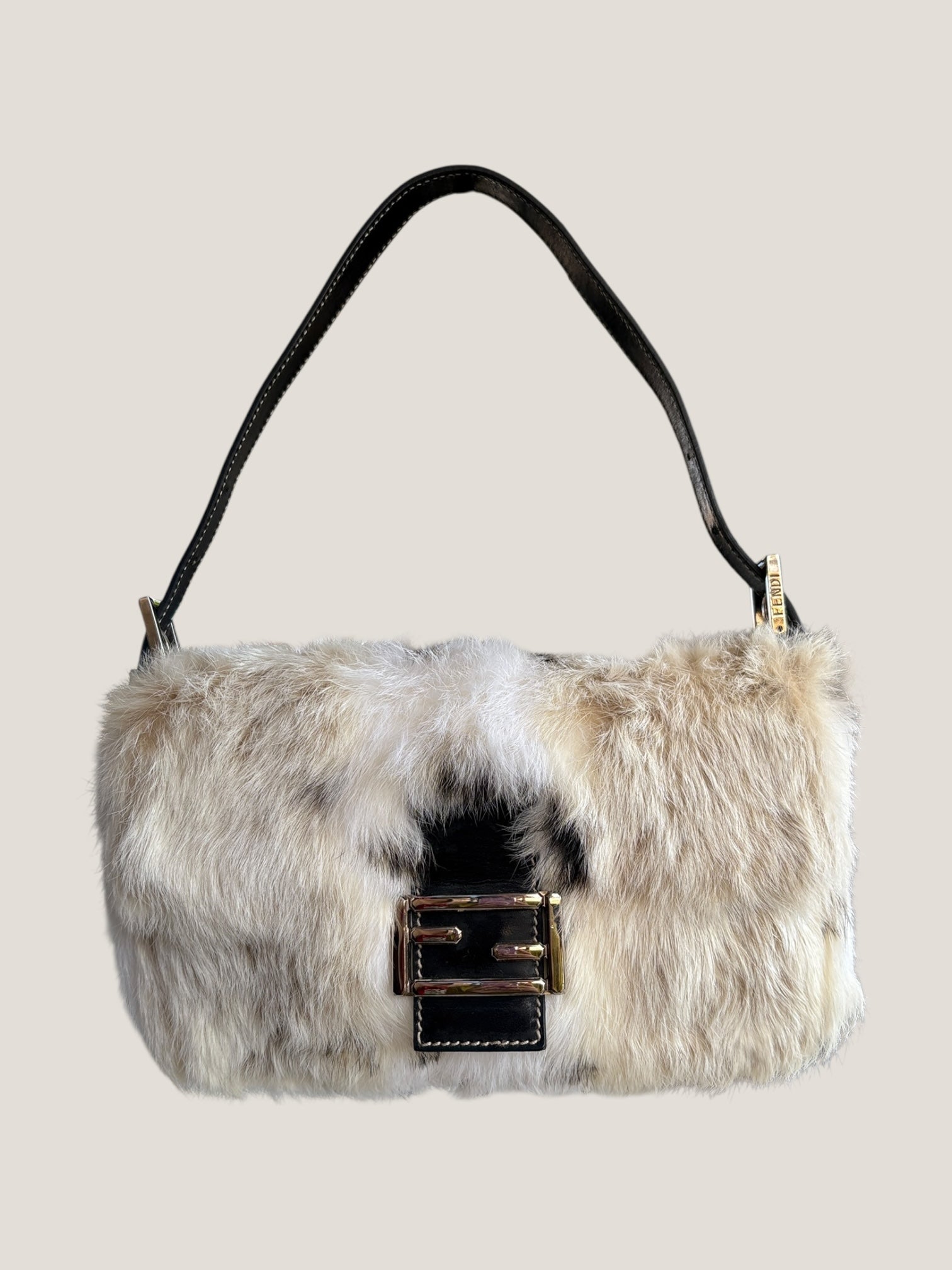 Fendi Baguette in pelliccia rara