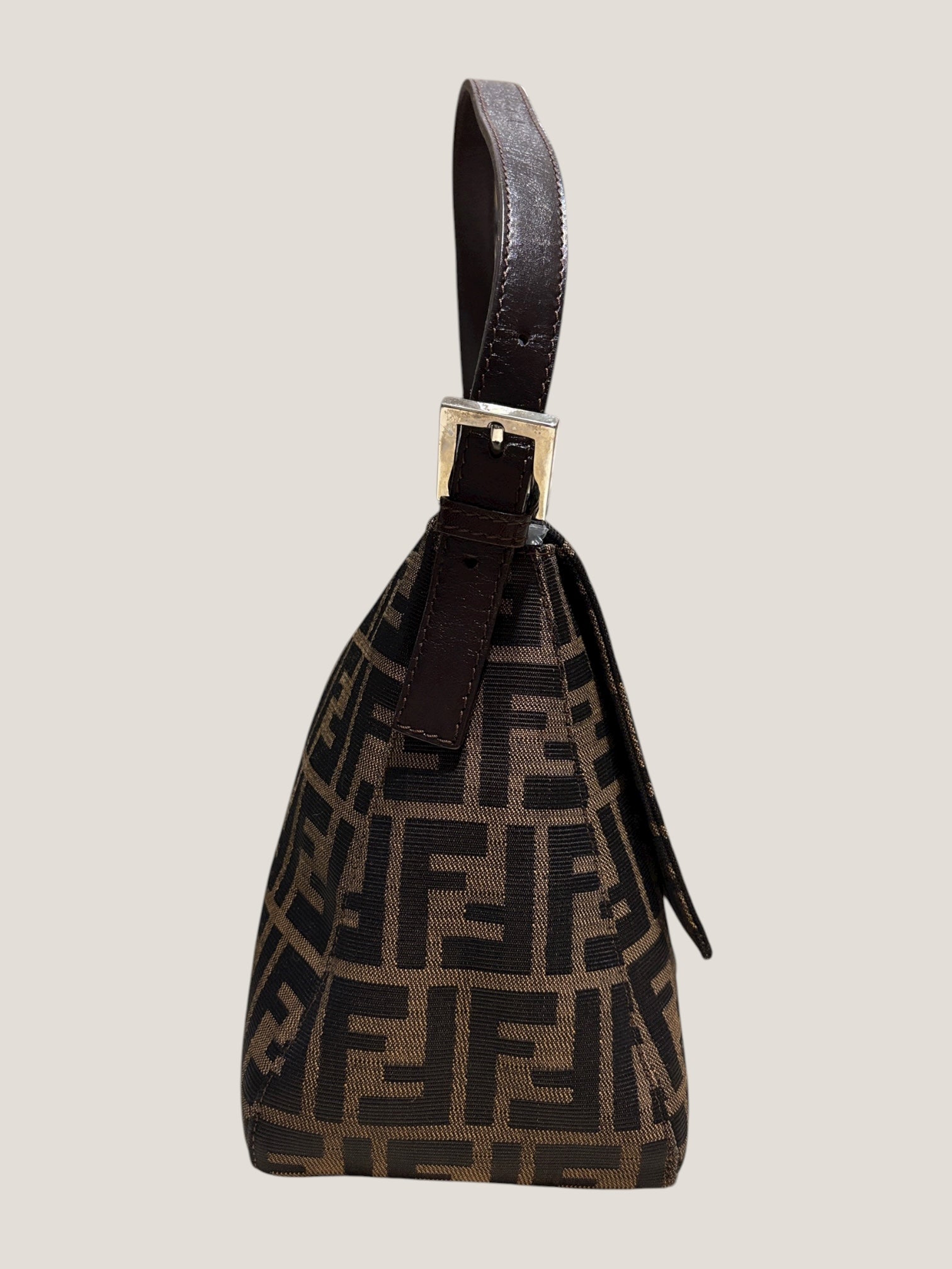 FENDI MAMMA BAGUETTE ZUCCA