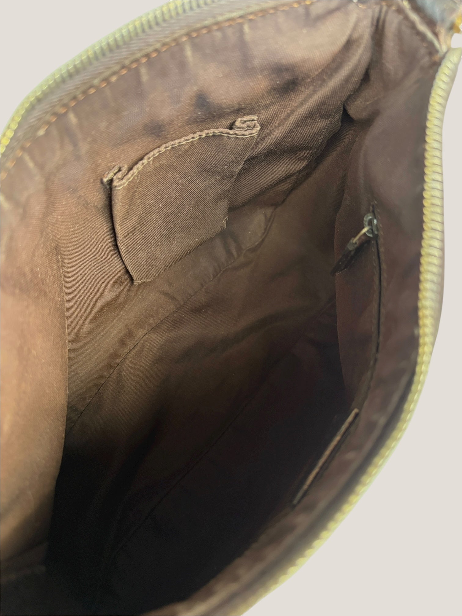 Gucci GG Canvas Pochette