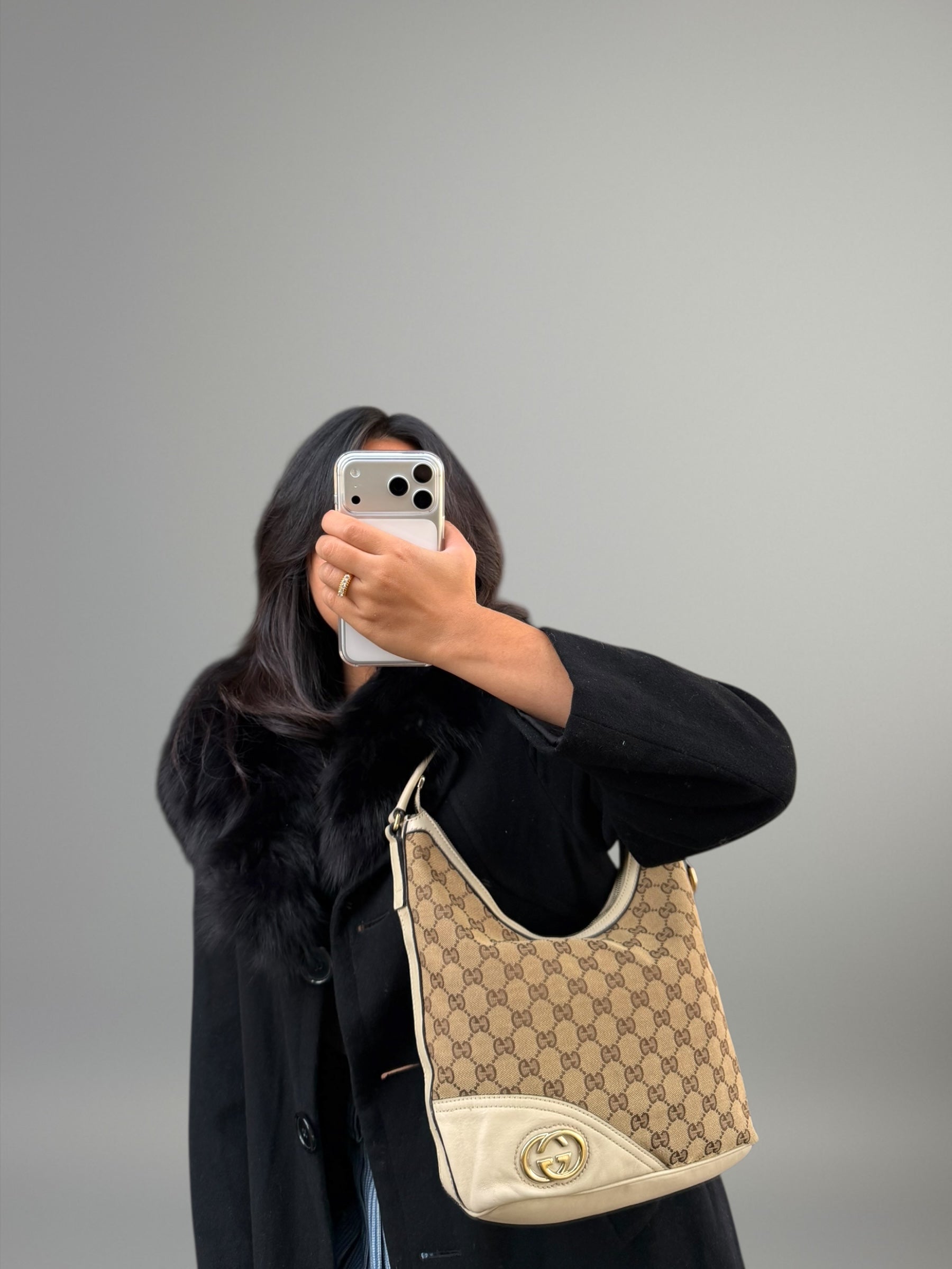 Gucci GG Canvas Hobo Avorio