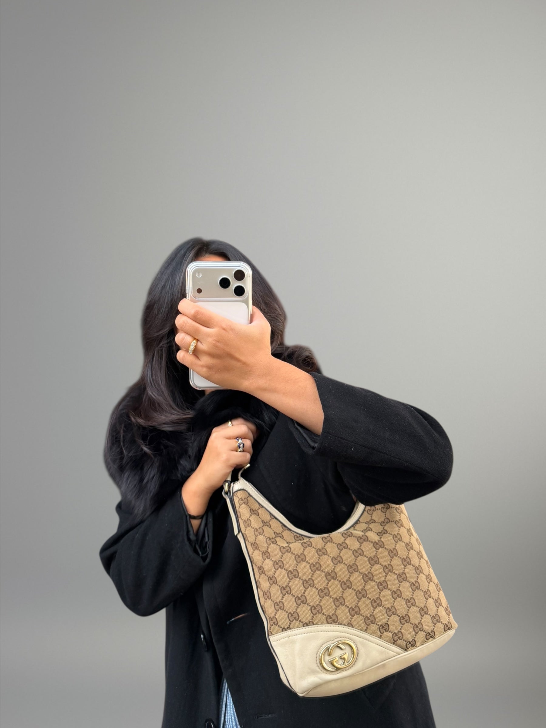 Gucci GG Canvas Hobo Avorio