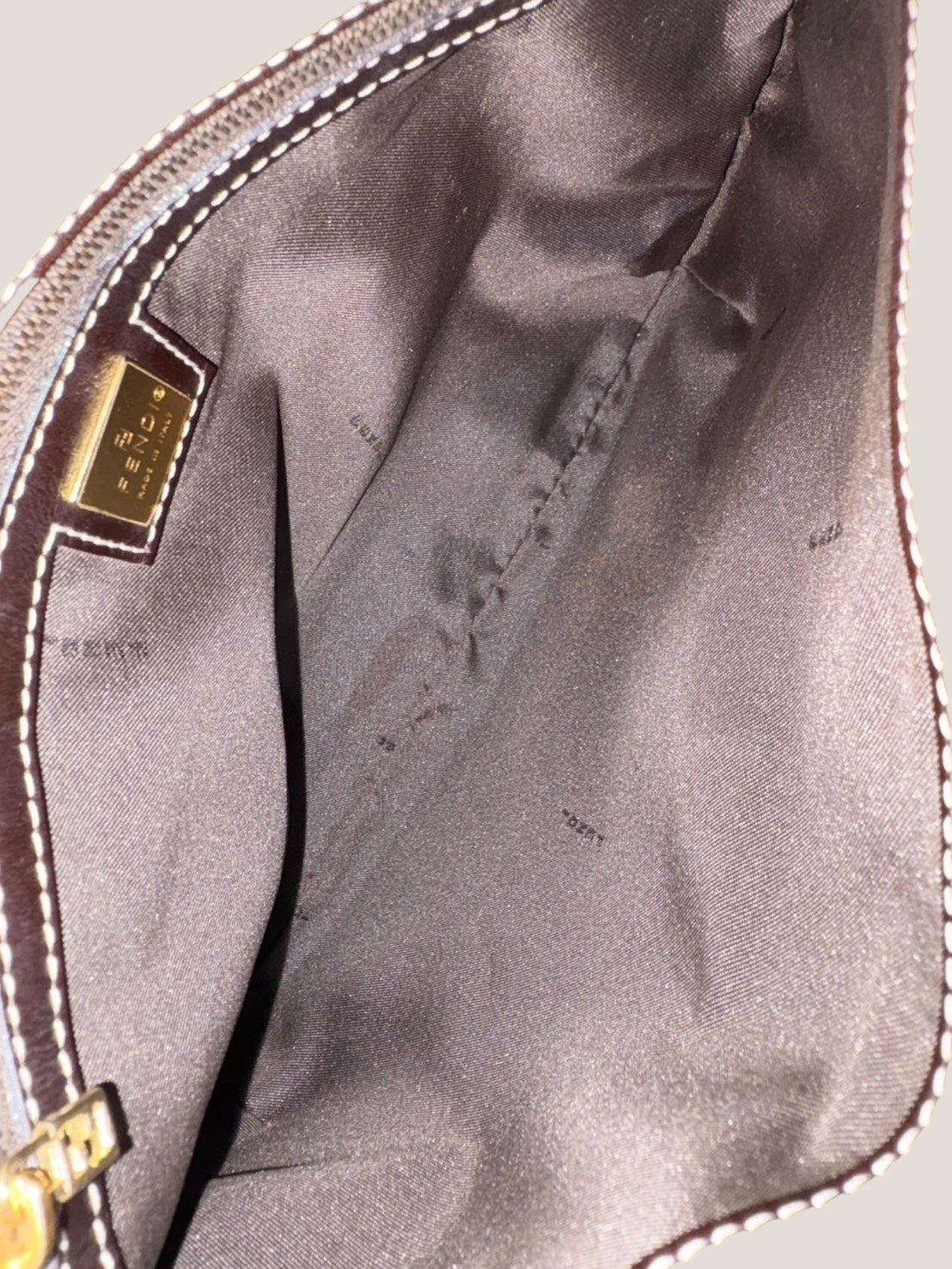 FENDI Baguette Monogram Crystal Marrone